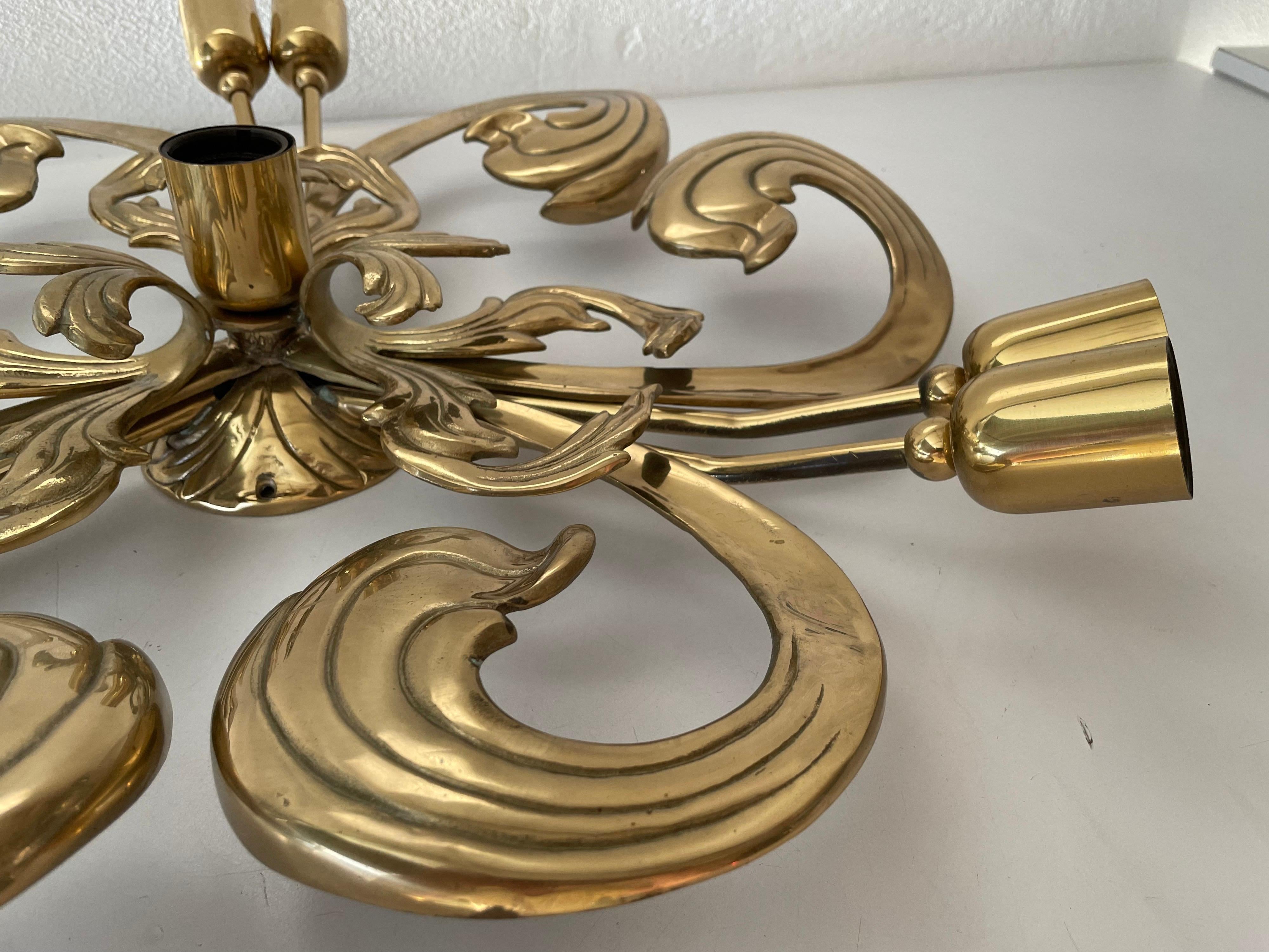 Mid-20th Century 7 Socket Flower Shaped Full Brass XL Chandelier by Hans Möller, 1960s, Germany For Sale