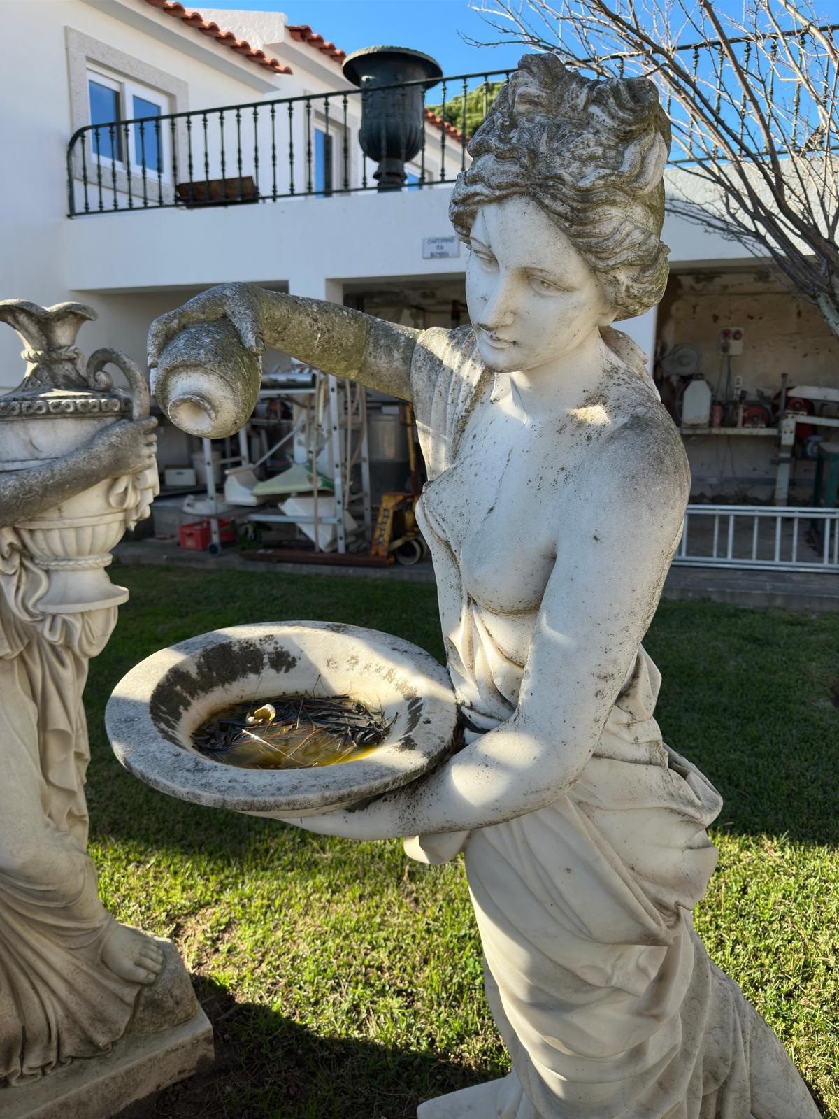 7 splendide sculture in marmo italiano che rappresentano i 