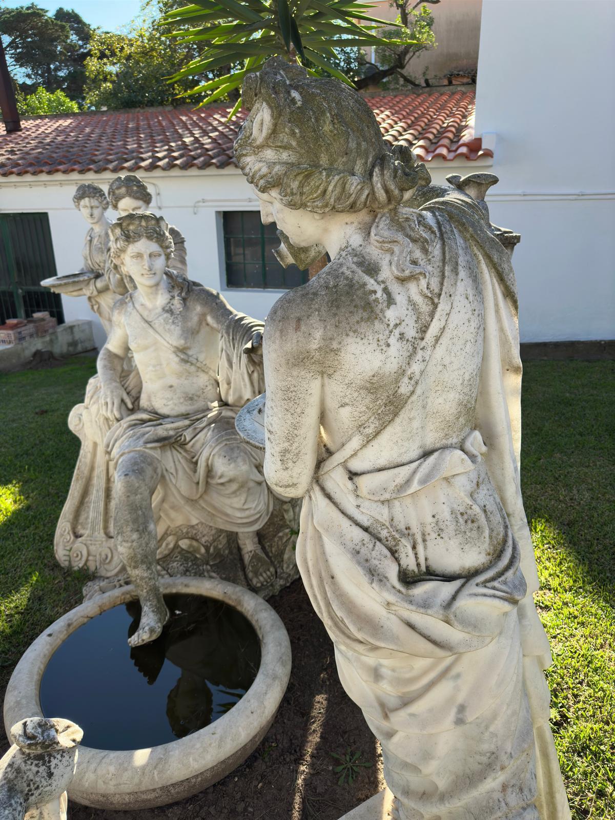7 splendide sculture in marmo italiano che rappresentano i 