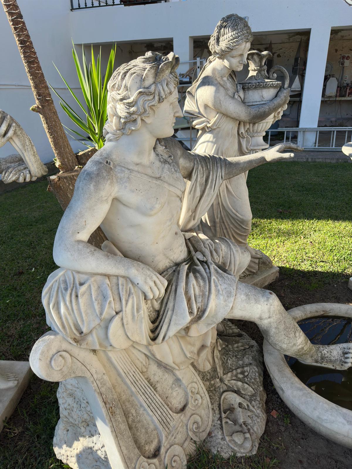 7 splendide sculture in marmo italiano che rappresentano i 