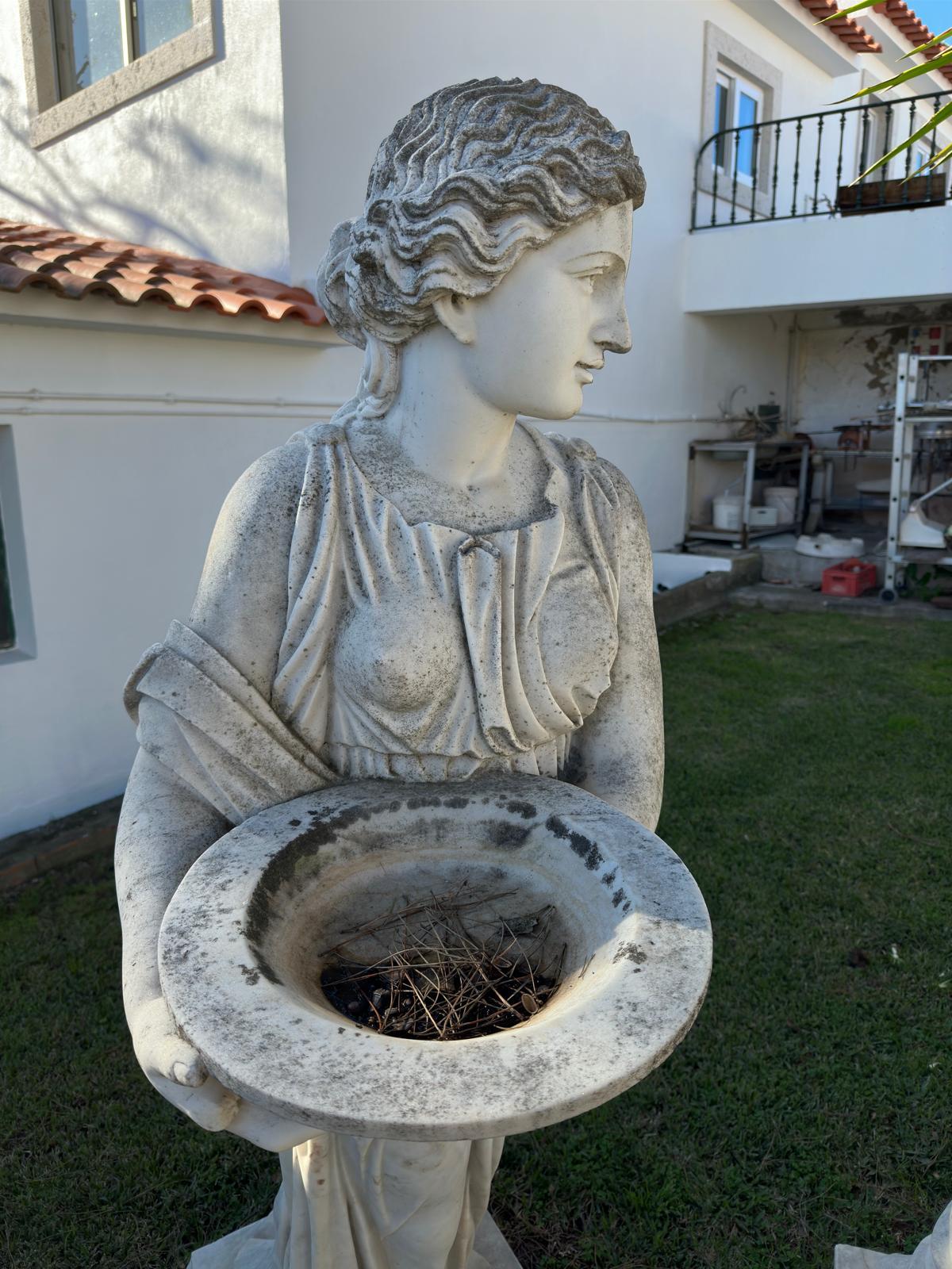 7 splendide sculture in marmo italiano che rappresentano i 