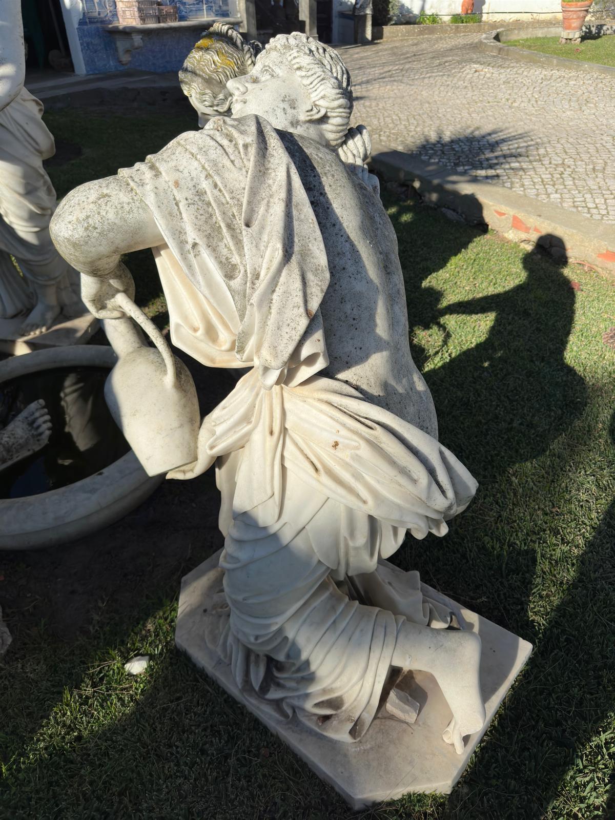 XX secolo 7 splendide sculture in marmo italiano che rappresentano i 