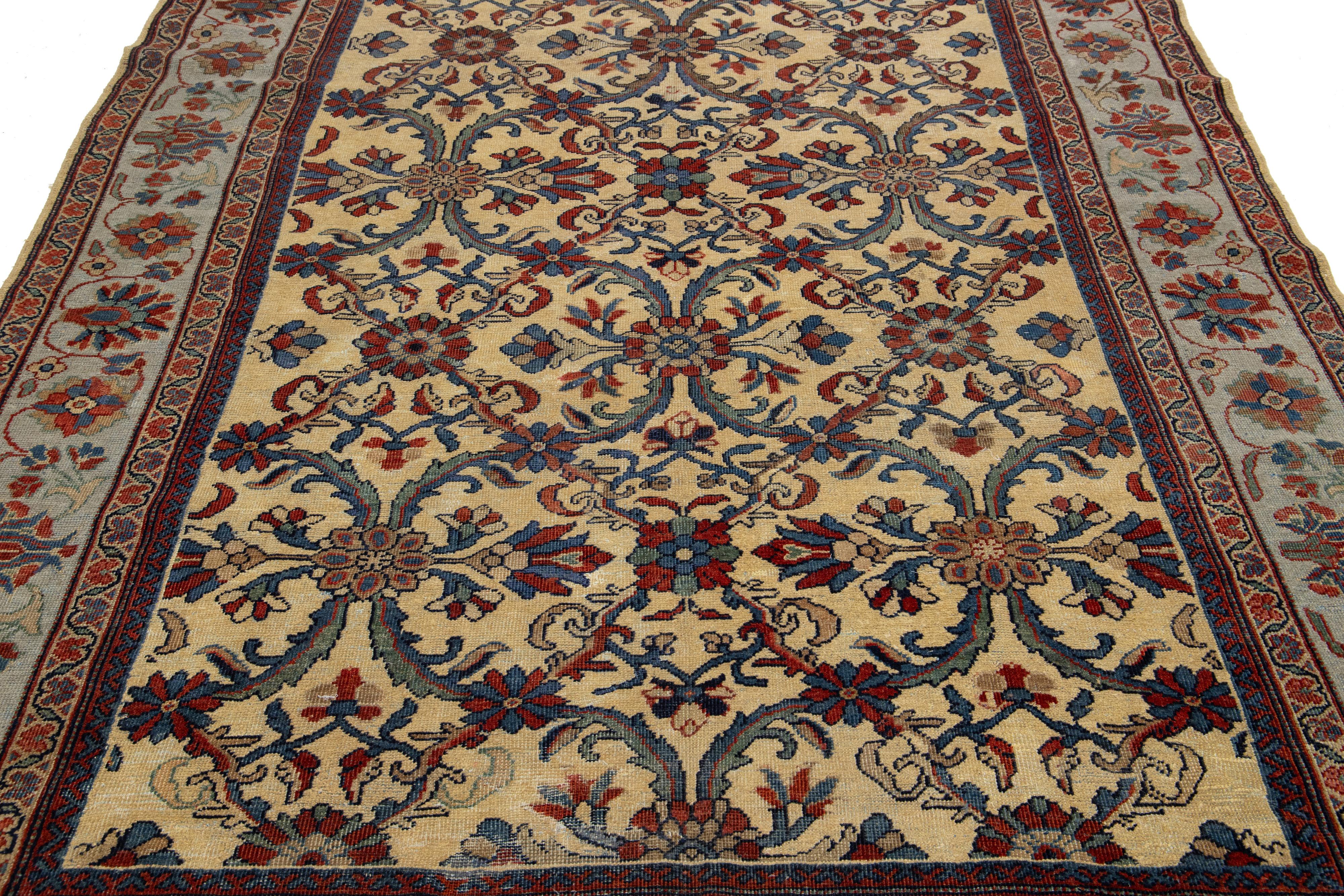 7 x 10 Antiker persischer Mahal handgefertigter Mahal-Wollteppich in Hellbraun mit Blumenmuster (Wolle) im Angebot