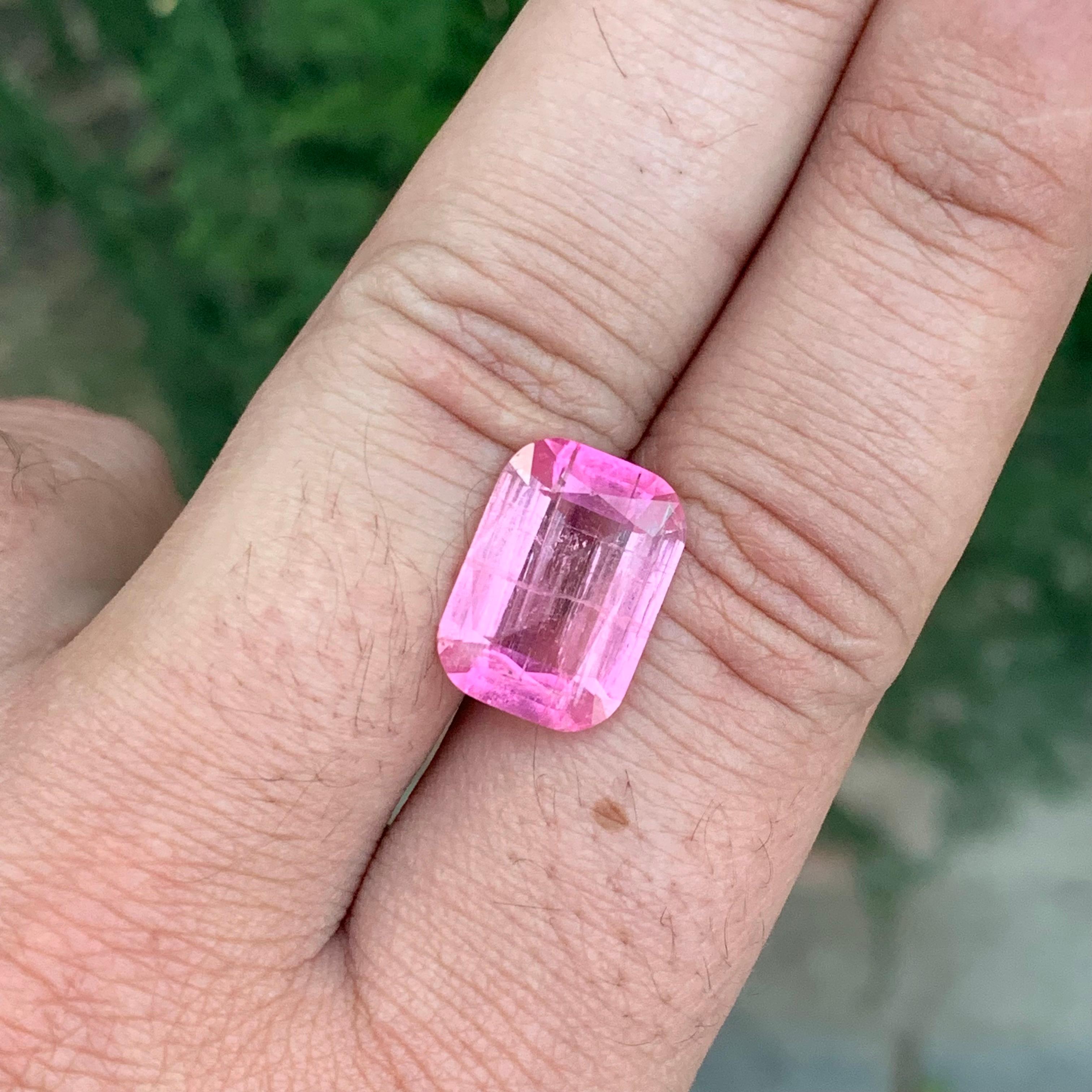 7.0 Carat Natural Loose Shampoo Pink Colour Tourmaline Cushion Shape Gemstone For Sale 5