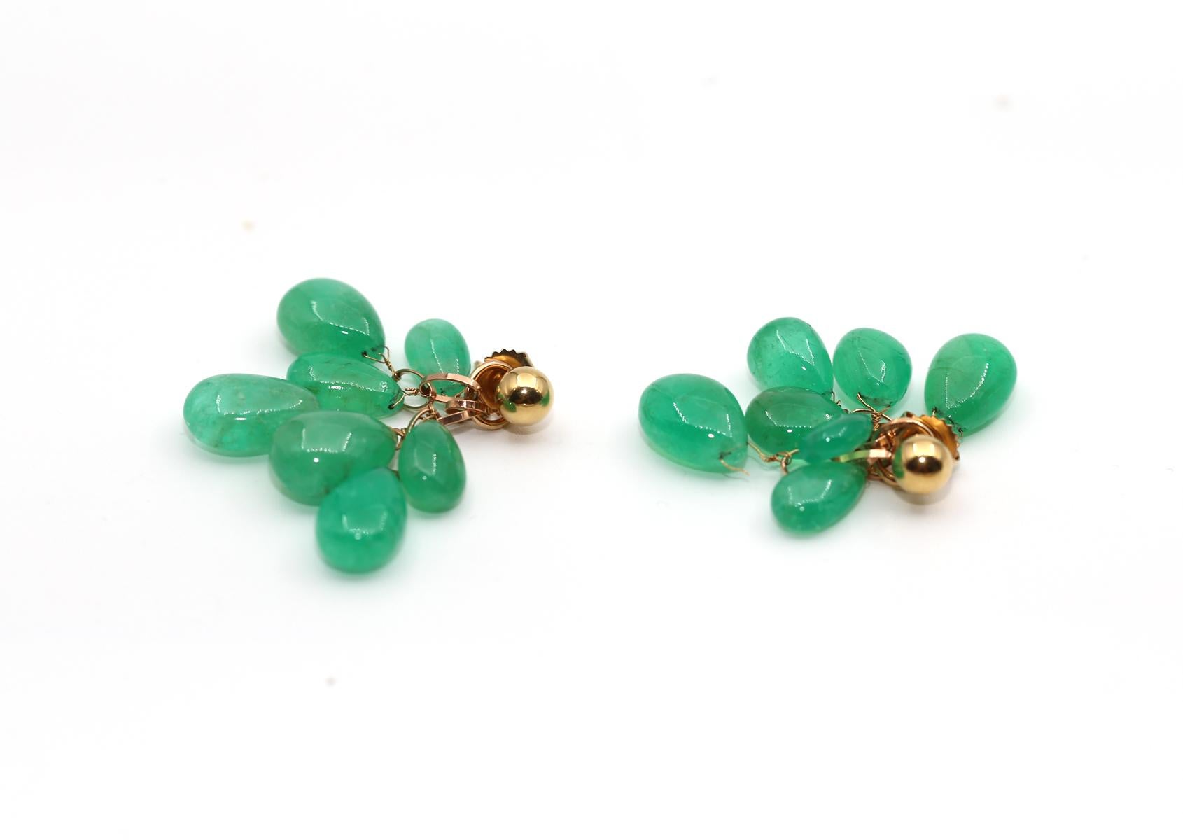 Pear Cut 70 Carats Emerald Pear-Shaped Gold Earrings, 1955 For Sale