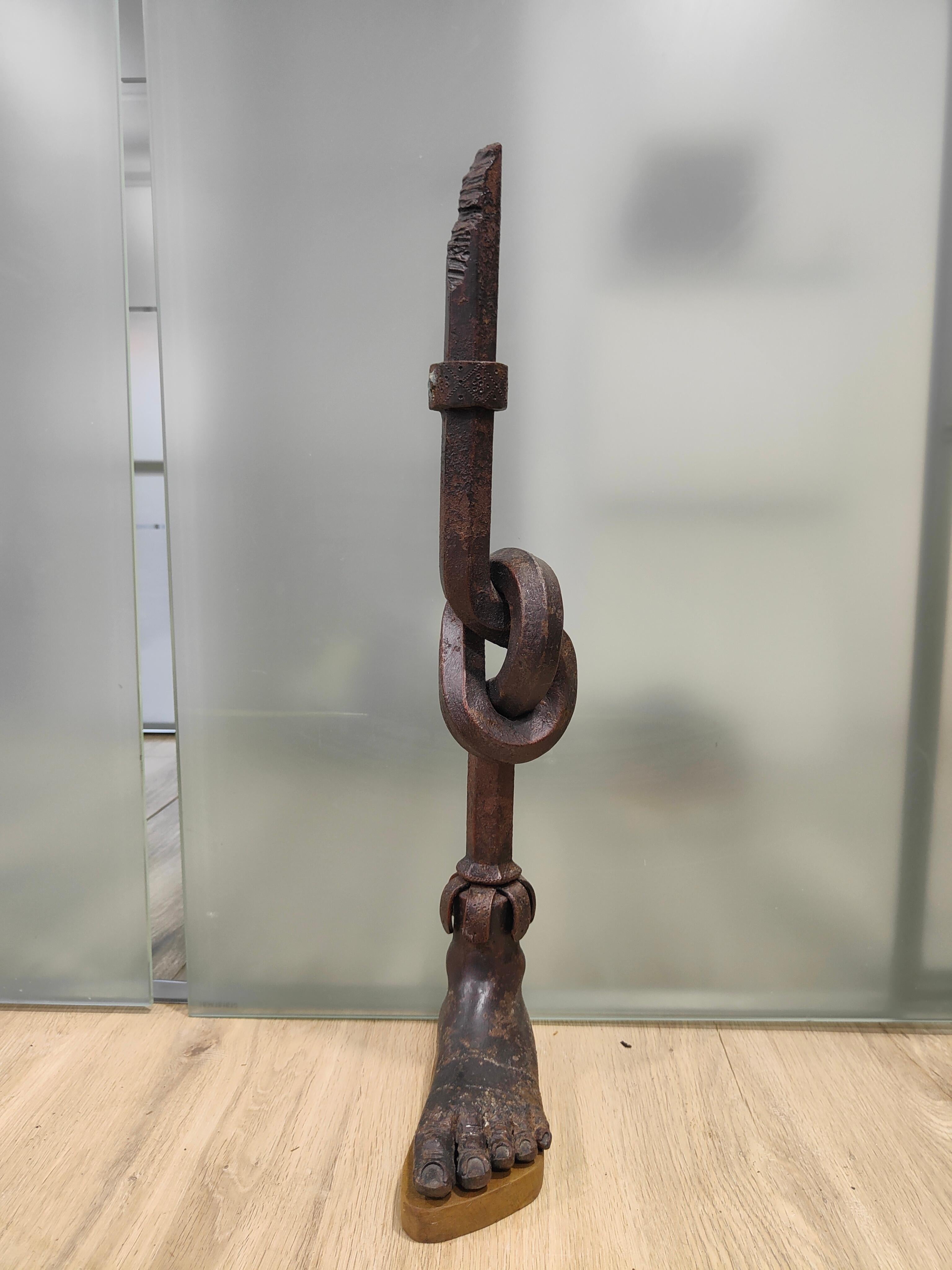  70 cm Forged Iron Sculpture - Elegant Artisan-Crafted Work at the Forge  For Sale 6
