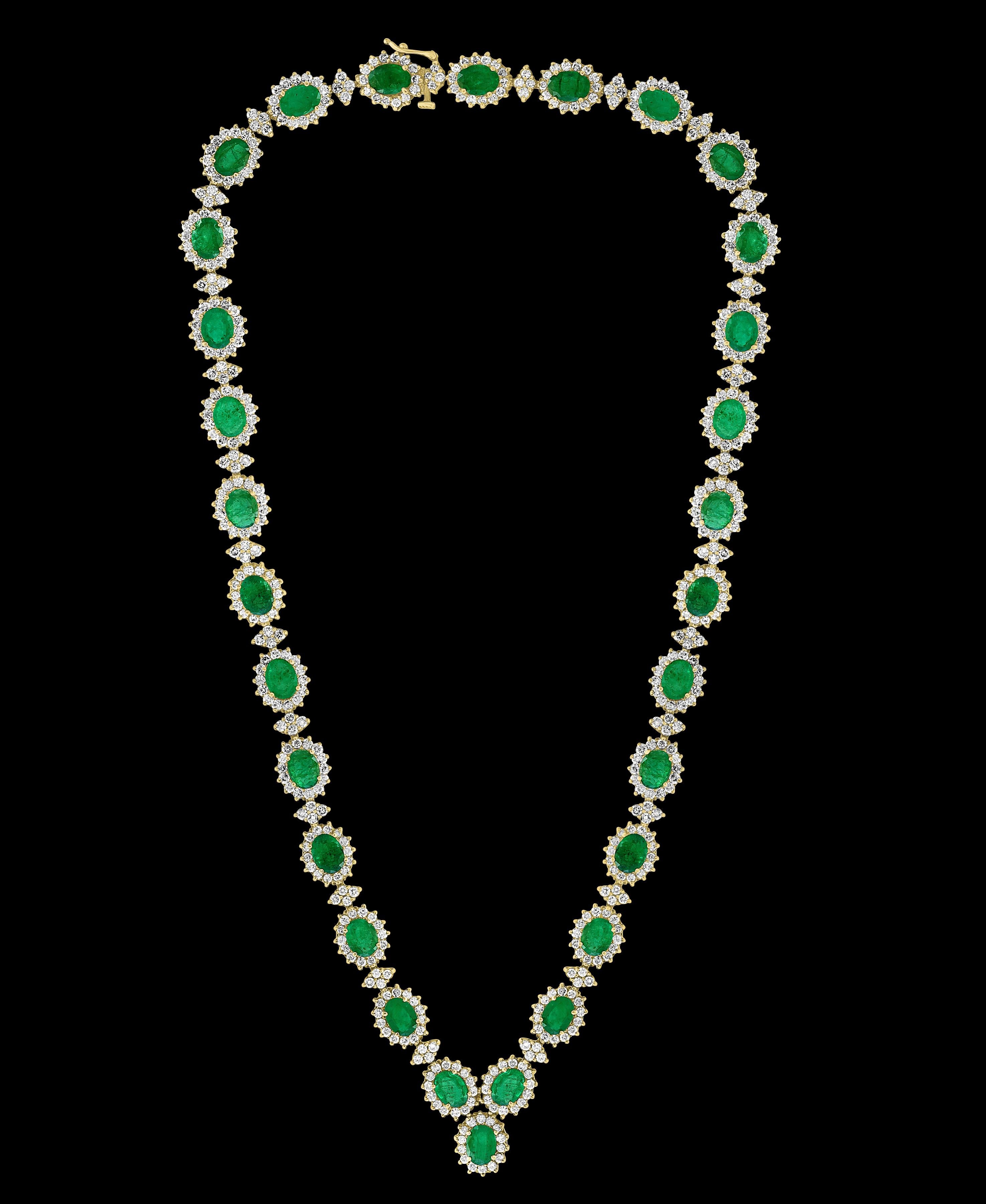 37 Ct Oval Shape Natural  Emerald & 22 Carat Diamond Necklace & Earring  Suite For Sale 4