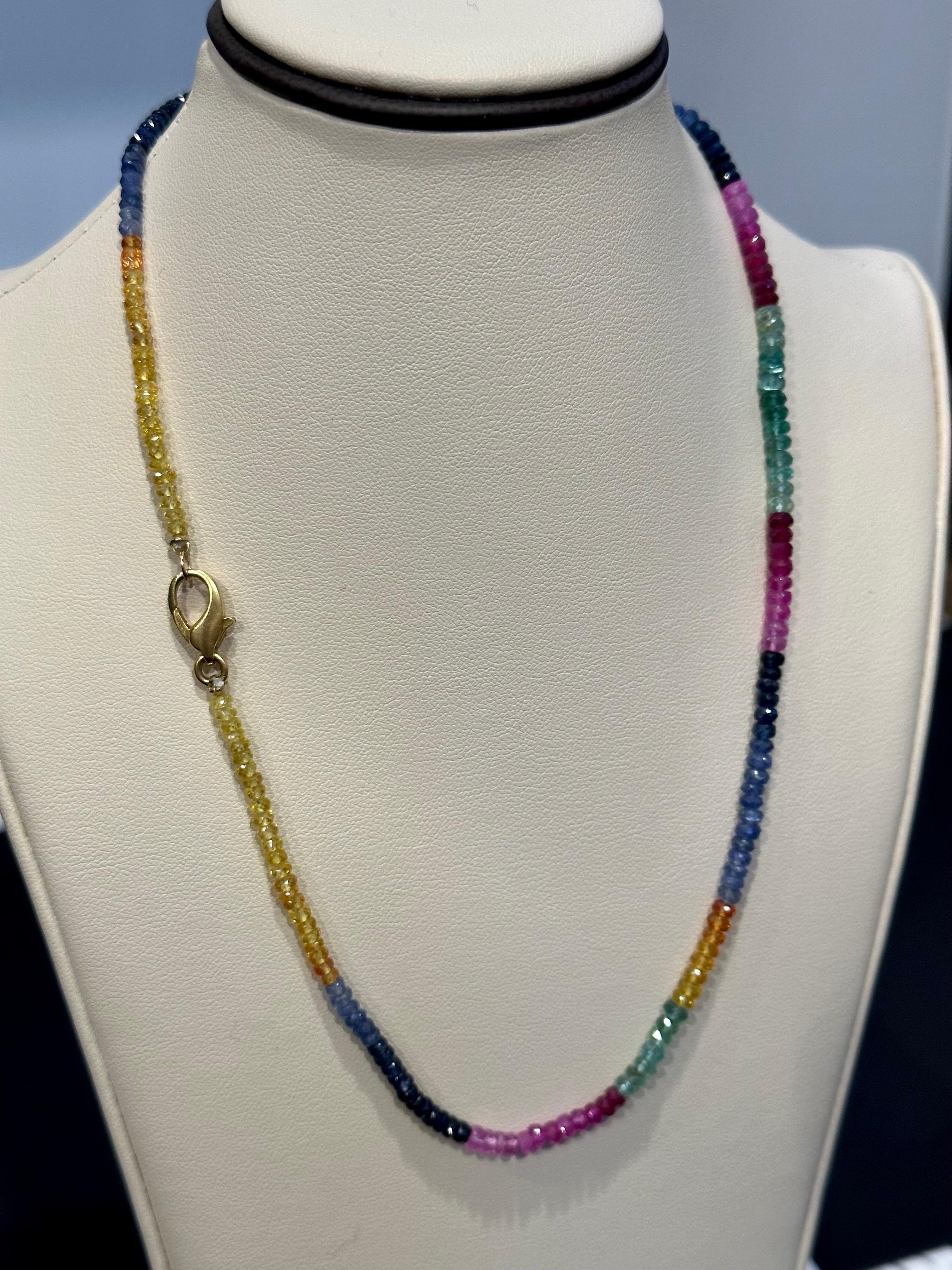 70 Karat einseitiger natürlicher Smaragd Rubin & Saphir Perlen Halskette 14k Gold Verschluss im Angebot 3