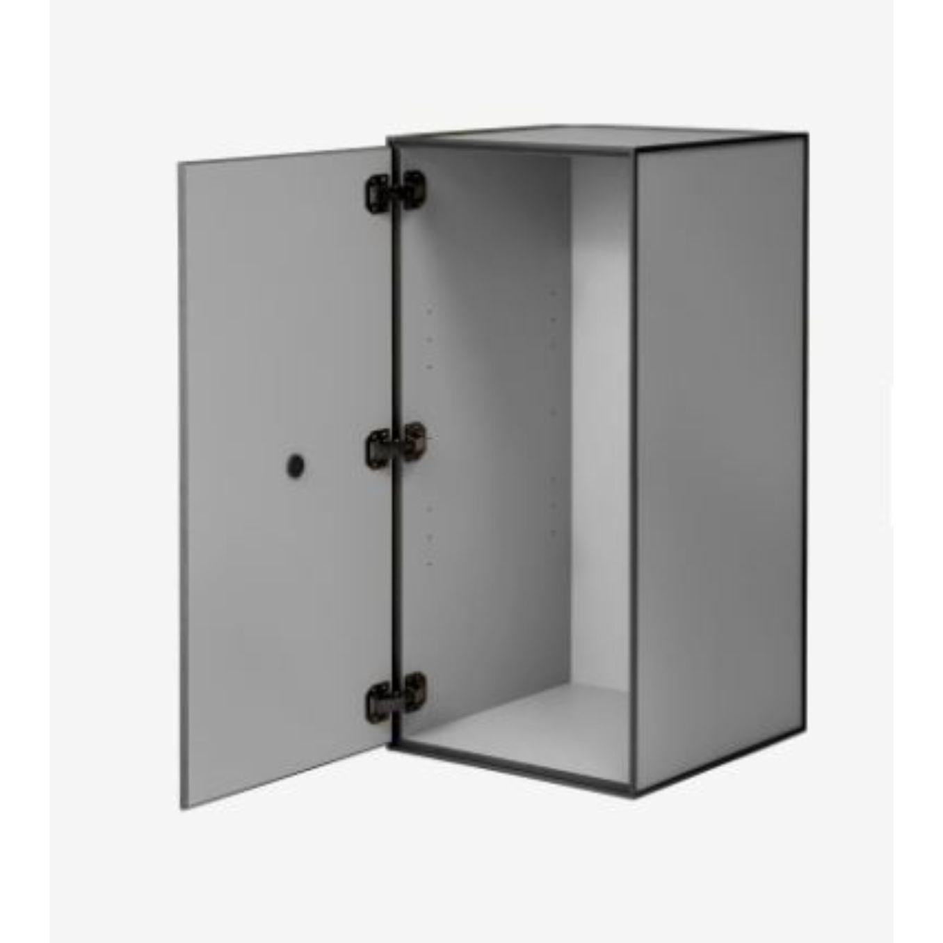 Moderne Boîte à cadre gris foncé avec 2 étagères/porte de Lassen, 70 en vente
