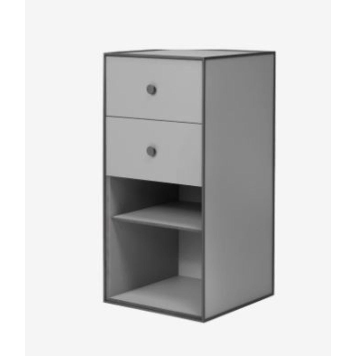 70 dark grey frame box with shelf / 2 drawers by Lassen
Dimensions: D 35 x W 35 x H 70 cm 
Materials: Finér, Melamin, Melamin, Melamine, Metal, Veneer
Also available in different colors and dimensions. 
Weight: 13 Kg


By Lassen is a Danish