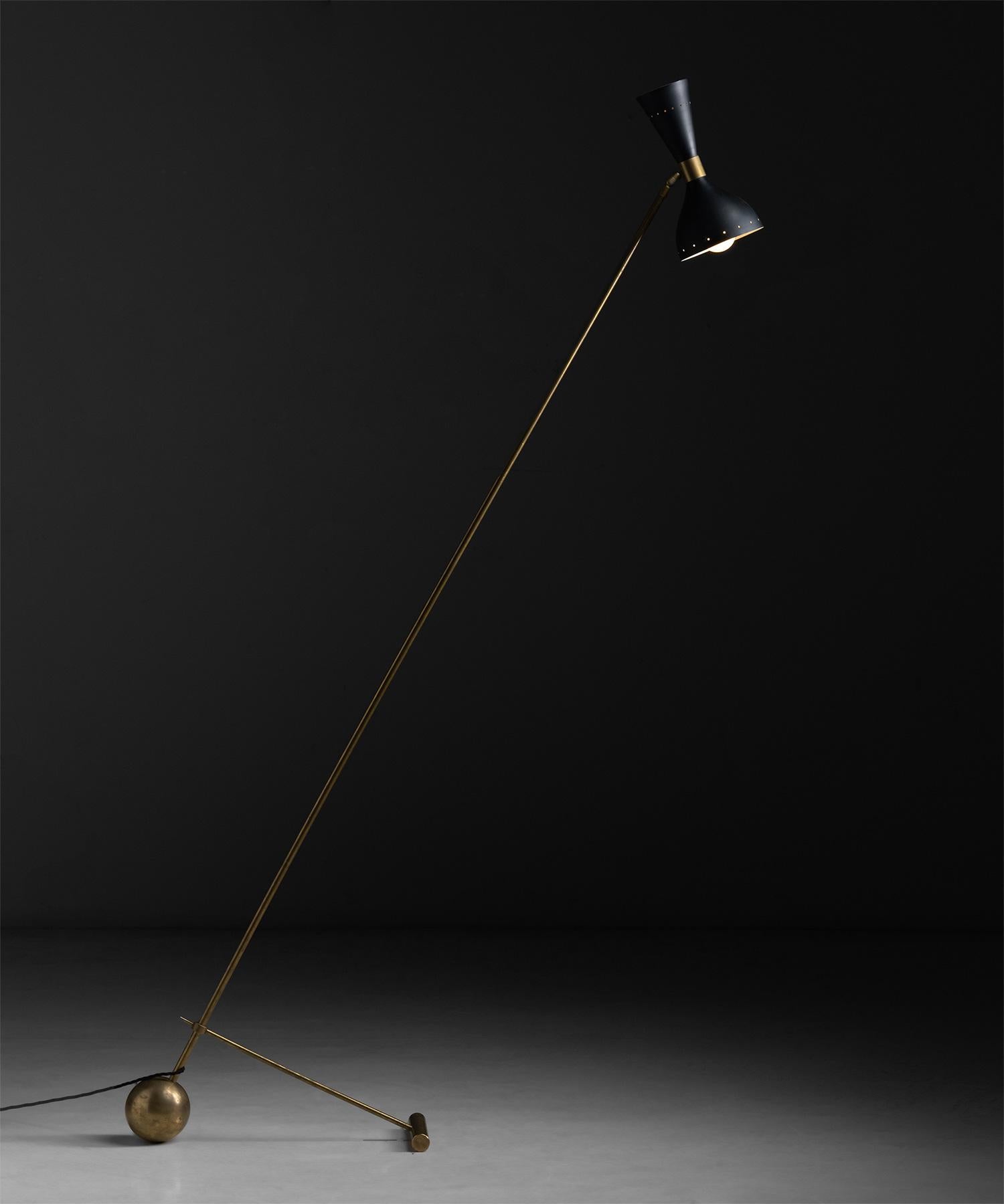 70 inch Tall Stilnovo floor lamp

Italy circa 1950

Articulating black shade on brass counterbalanced stand.

Measures: 8