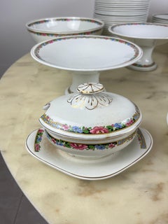 Service de table de 70 pièces en céramique, San Cristoforo Richard Ginori. Fin des années 1800.