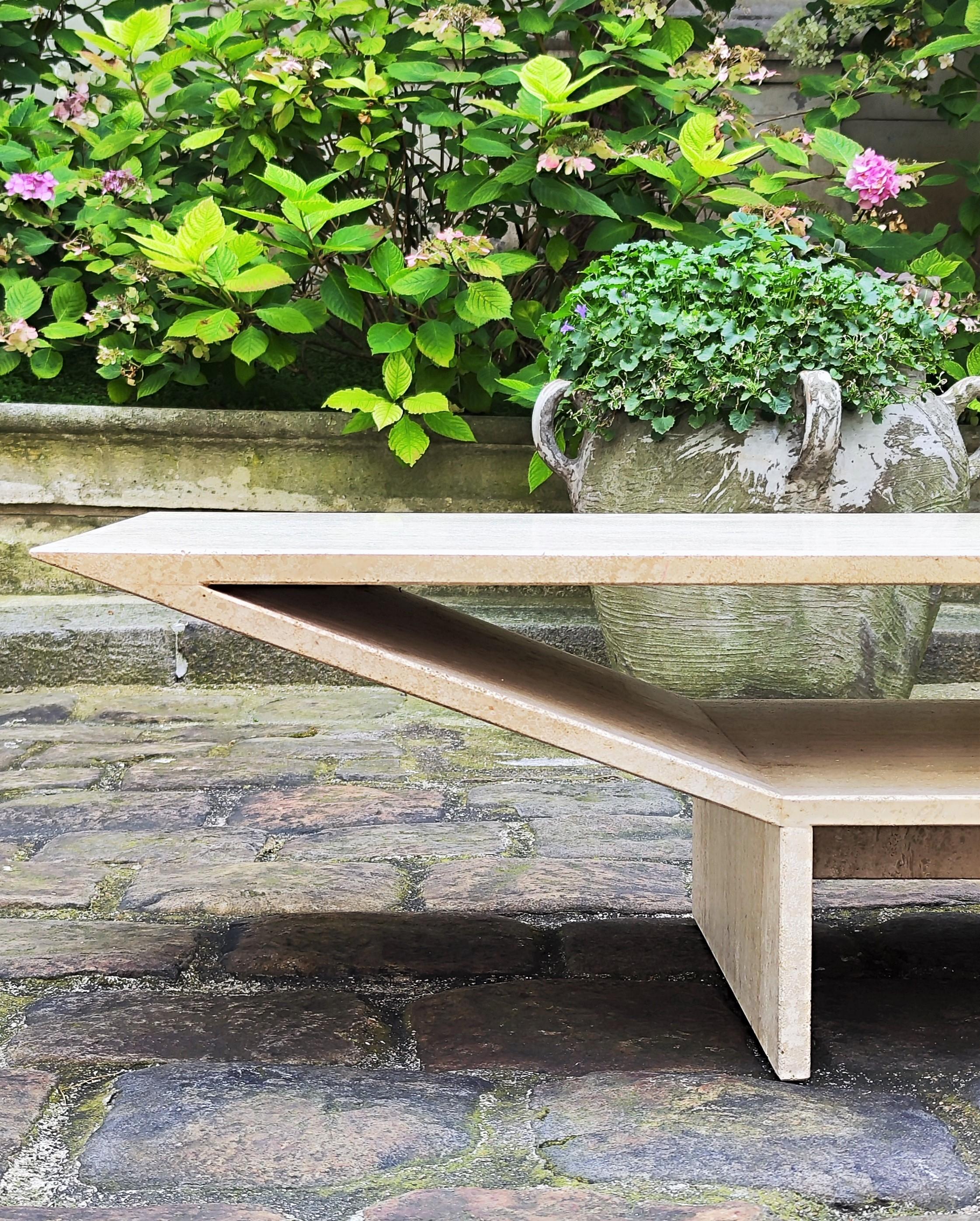 70 s Italian Coffee Table minimalist & brutalist in Travertine, 1970 - Italy For Sale 3