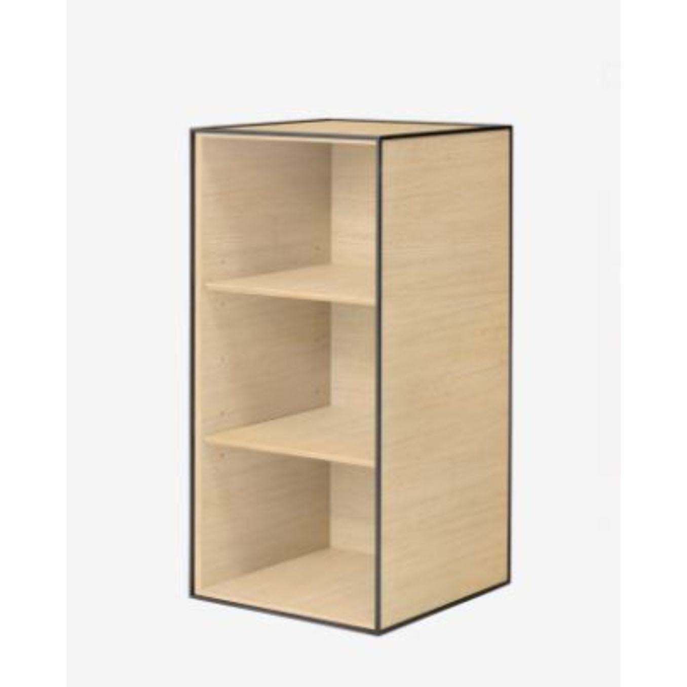 Moderne Boîte à cadre en chêne fumé de 70 cm avec 2 étagères par Lassen en vente