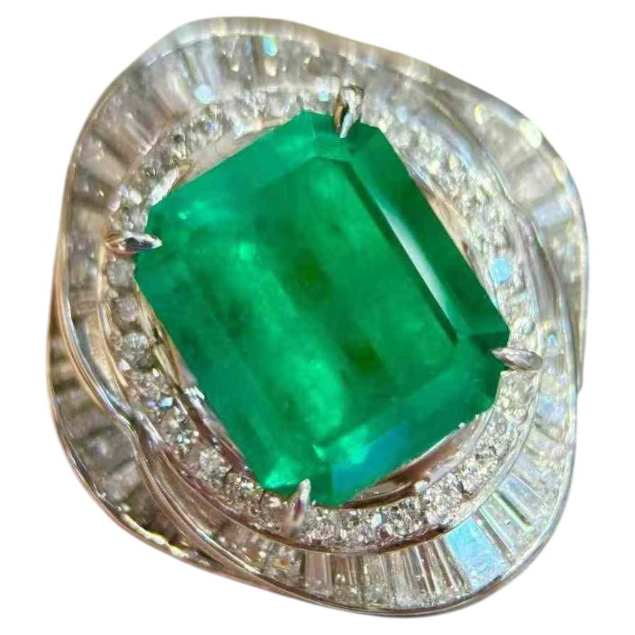 Colombian Muzo Emerald 7.00ct & Diamond Cocktail Ring in Platinum For Sale