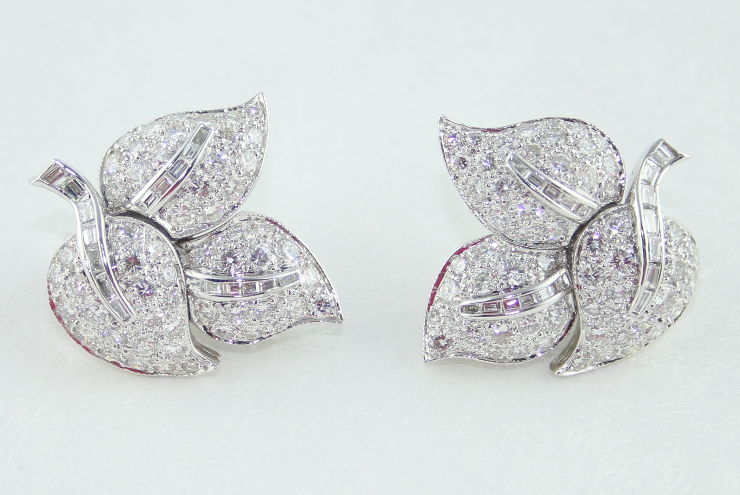 Women's 7.00 Carat Diamond Leaf Clip / Post Gold Earrings For Sale