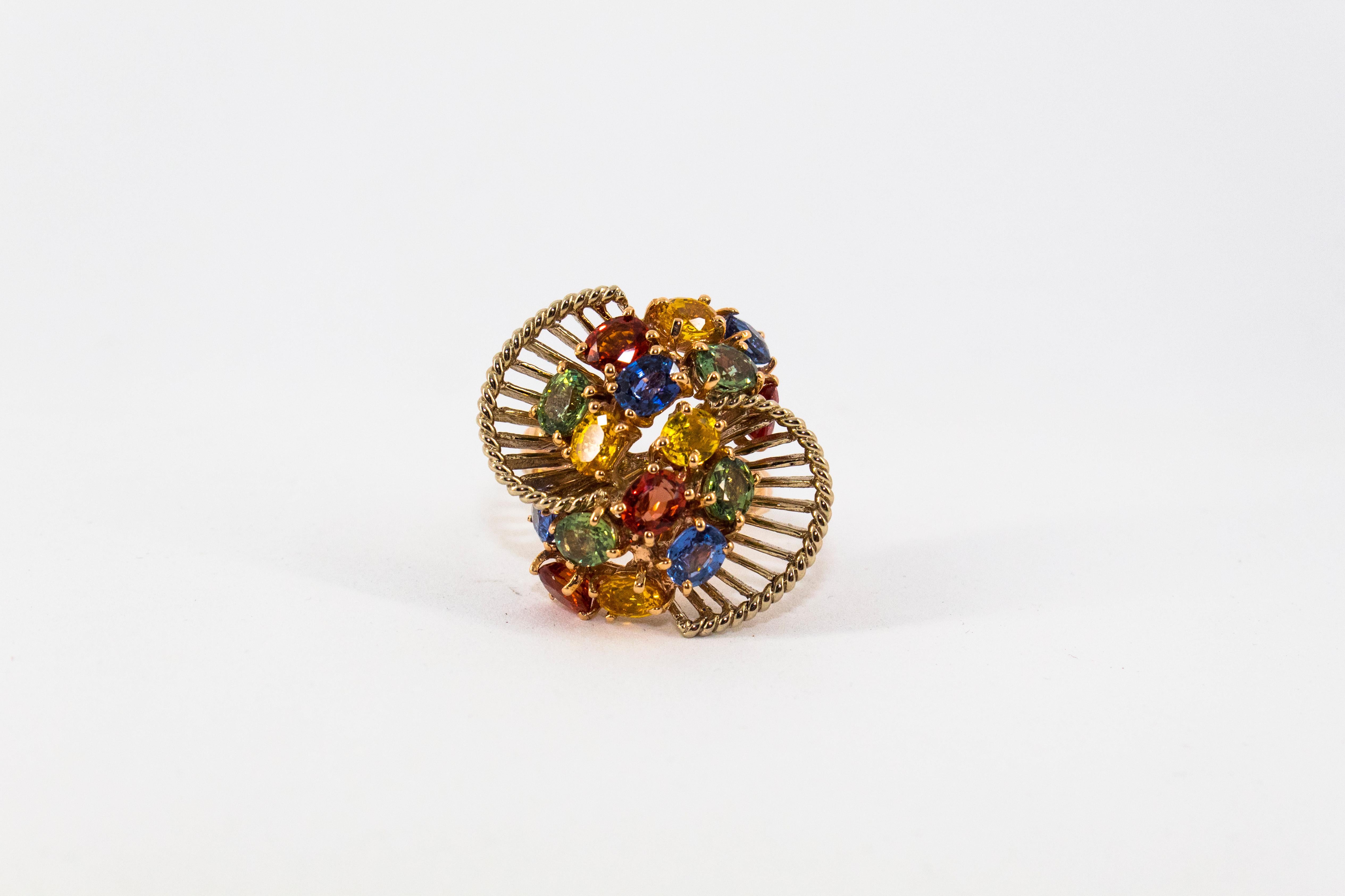 Femenino o masculino 7,00 Quilates Zafiro Amarillo Azul Verde Anillo de Cóctel en Oro Amarillo en venta