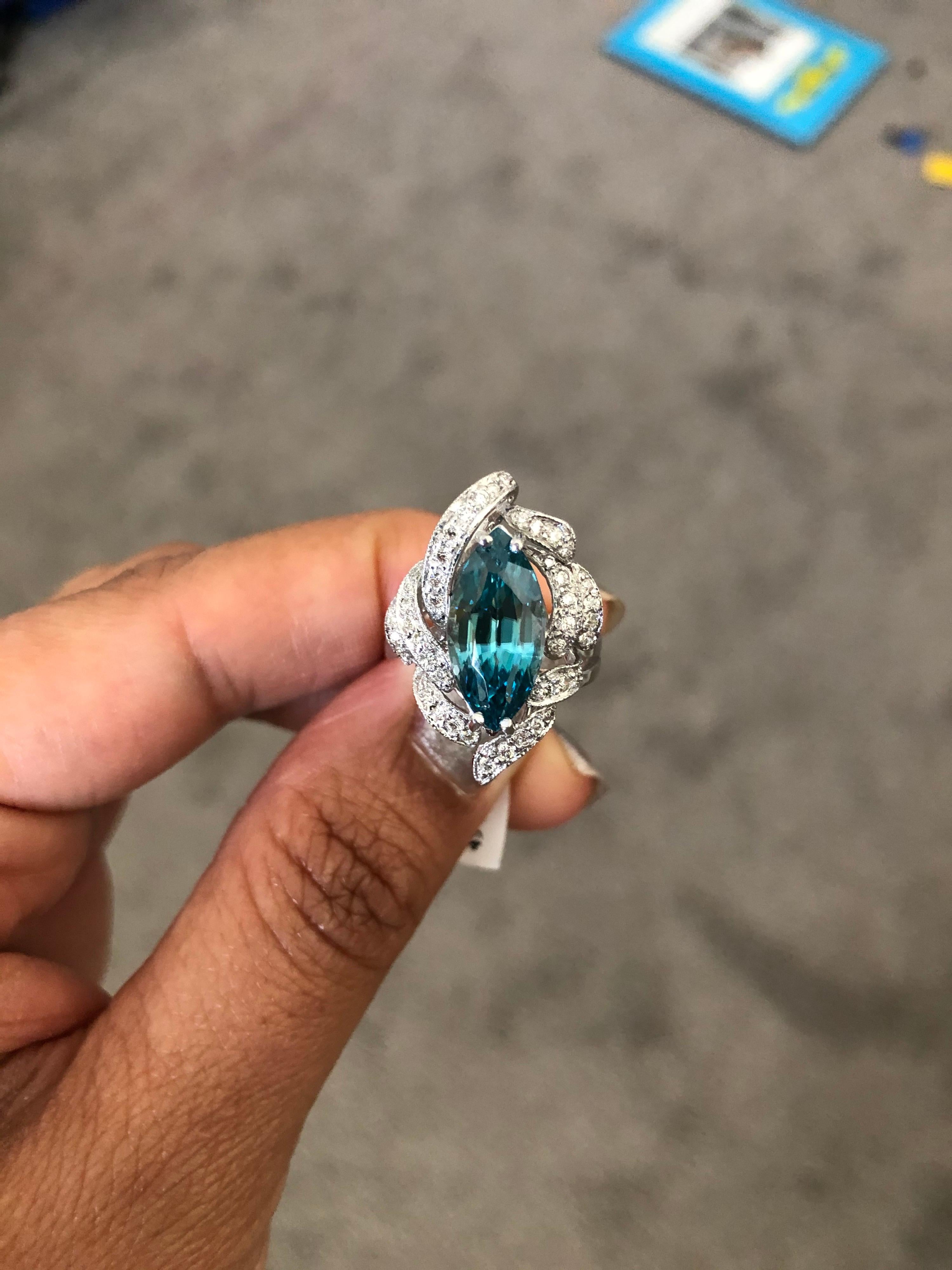 Women's 7.00 Carat Natural Marquise Cut Blue Zircon Diamond White Gold Statement Ring For Sale