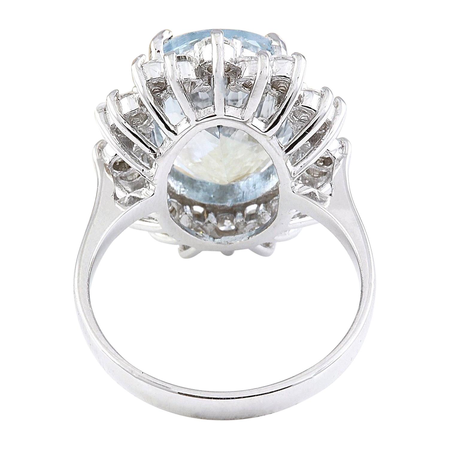 Oval Cut Natural Aquamarine 14 Karat Solid White Gold Diamond Ring For Sale