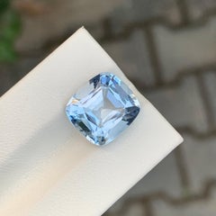 7.00 Carat Natural Loose Aquamarine Goshenite Cushion Shape Gem