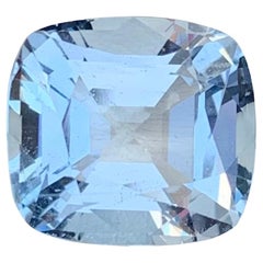 7.00 Carat Natural Loose Aquamarine Goshenite Cushion Shape Gem