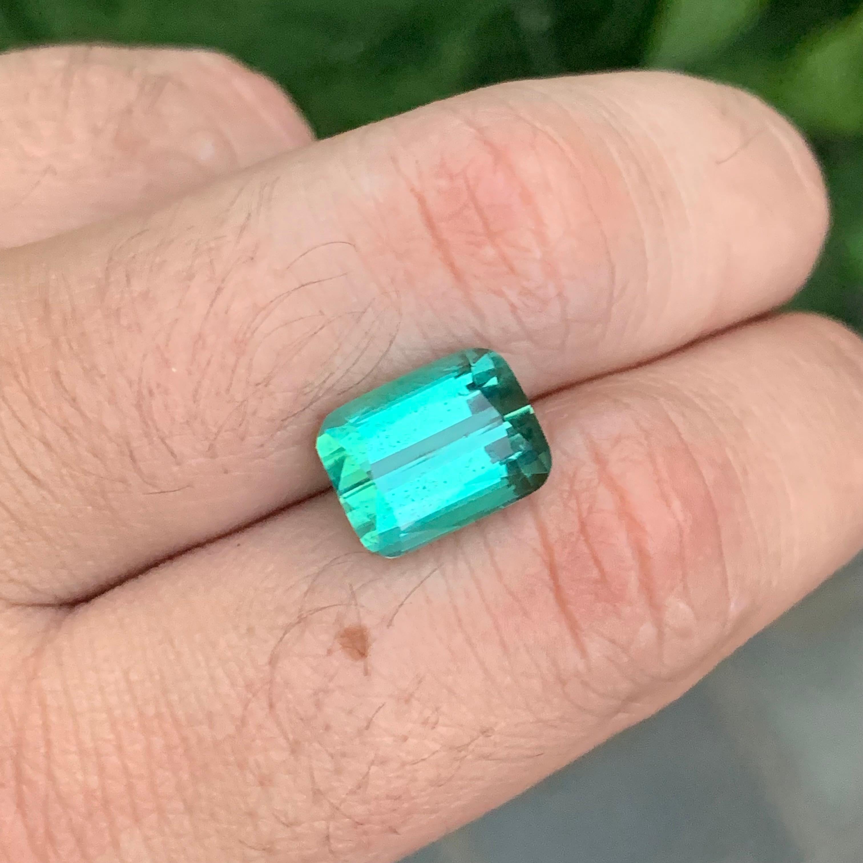 7.00 Carat Natural Loose Blue Green Tourmaline Cushion Shape Gemstone im Angebot 2
