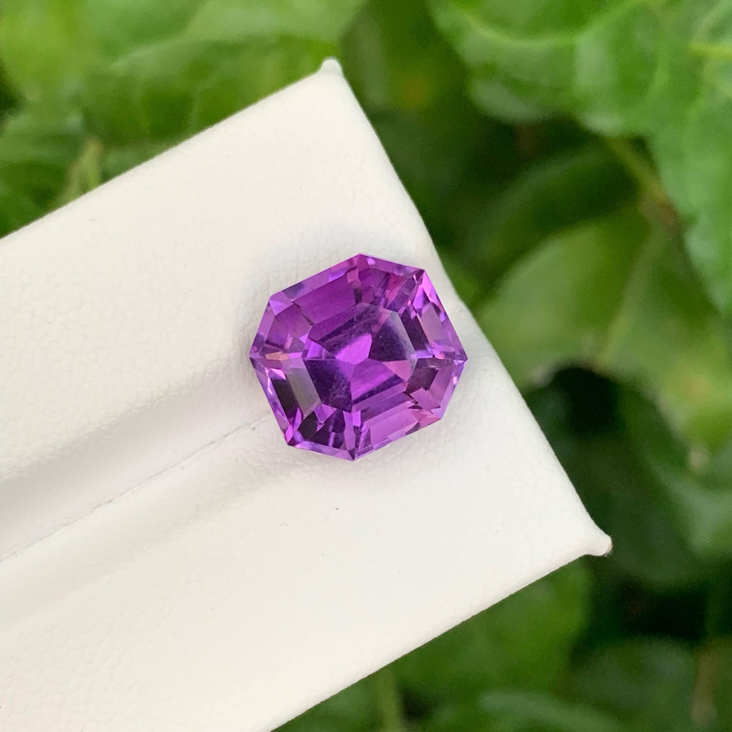 7.00 Karat Natürlicher Loser Lila Amethyst Stein Smaragd Schliff Brasilianischer Edelstein (Smaragdschliff) im Angebot