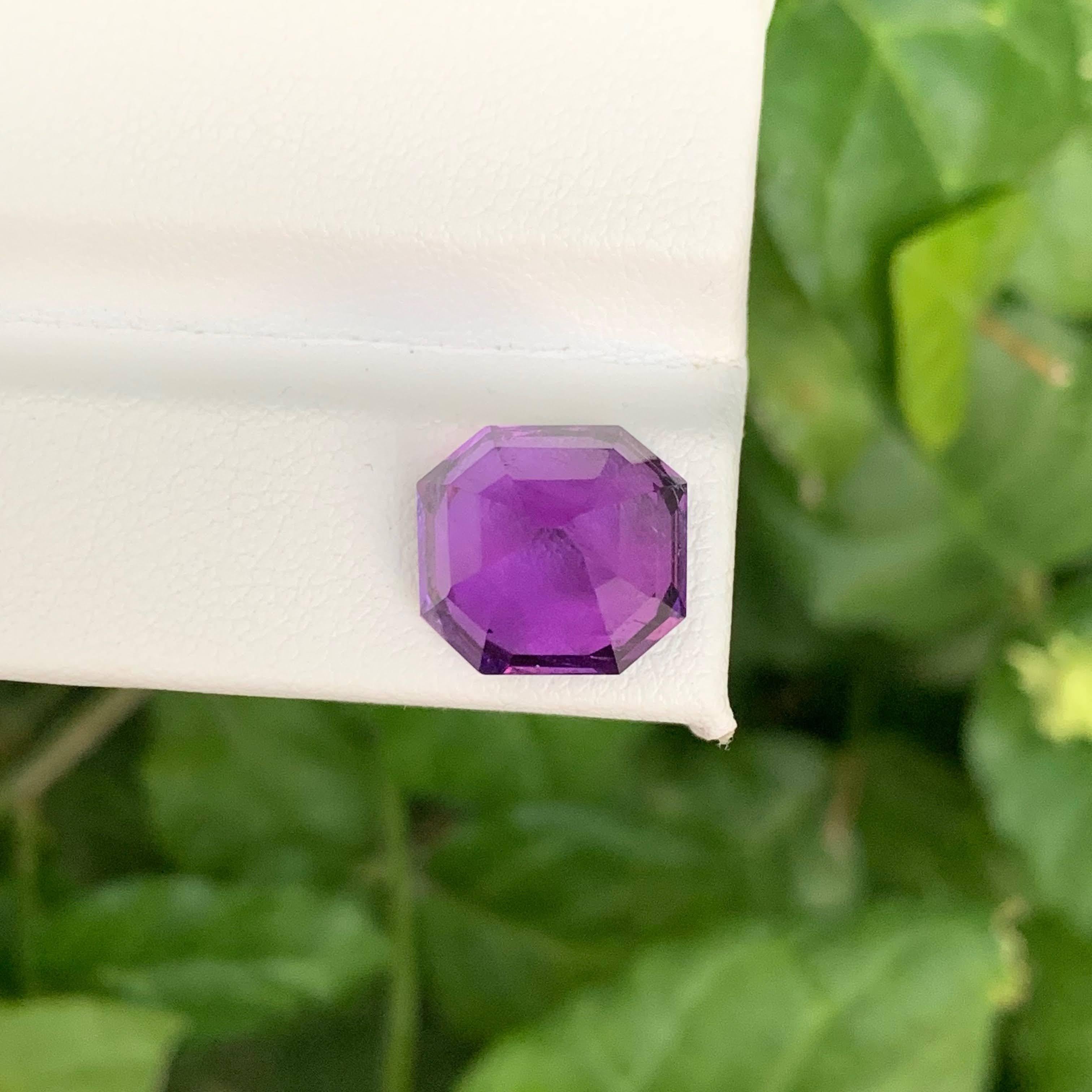 7.00 Karat Natürlicher Loser Lila Amethyst Stein Smaragd Schliff Brasilianischer Edelstein für Damen oder Herren im Angebot