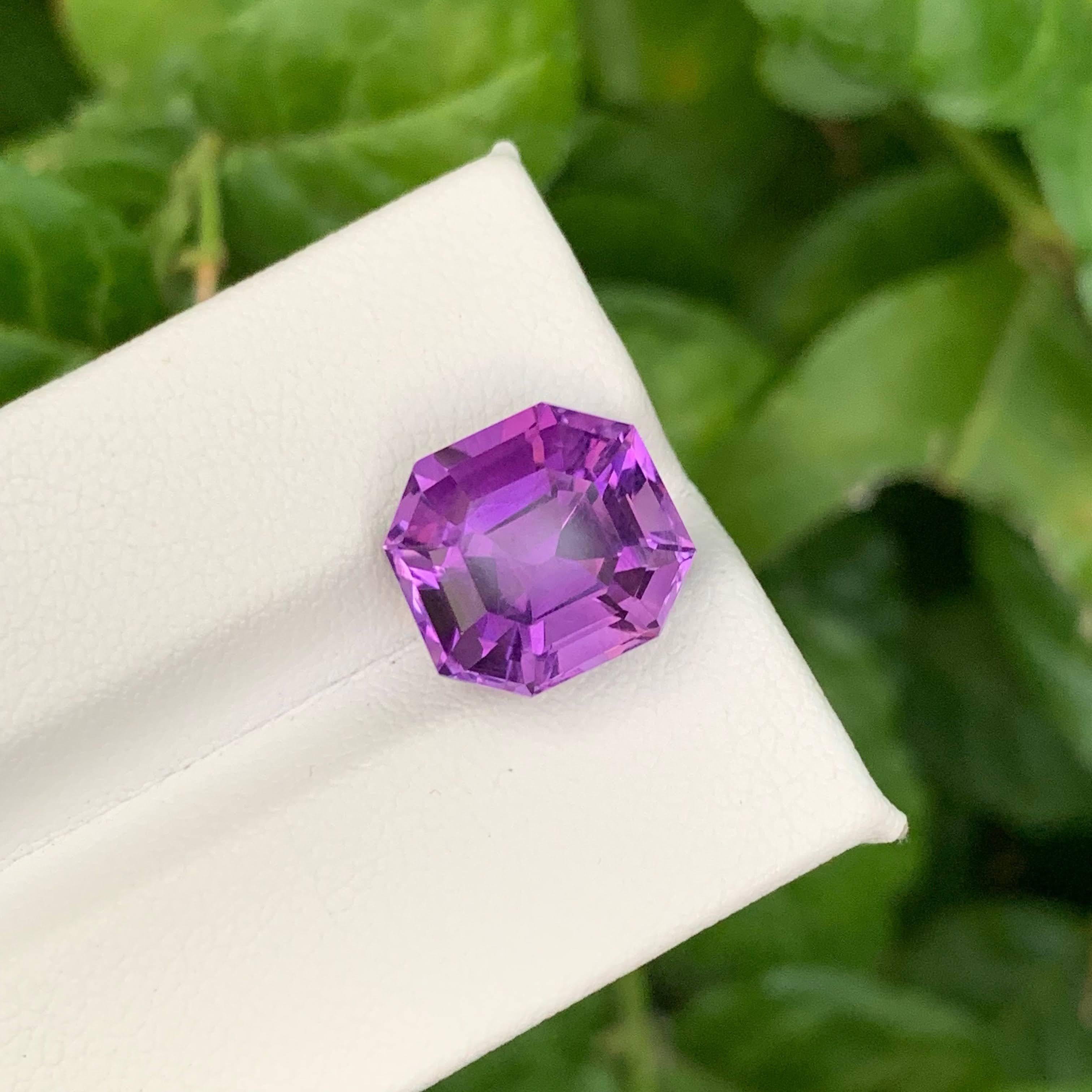 7.00 Karat Natürlicher Loser Lila Amethyst Stein Smaragd Schliff Brasilianischer Edelstein im Angebot 1