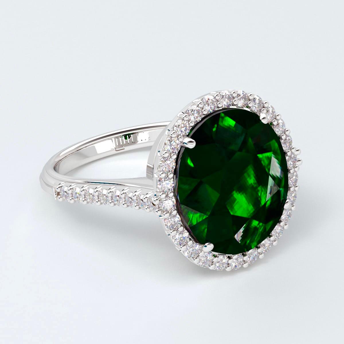 Women's 7.00 Carat Oval Emerald Ring