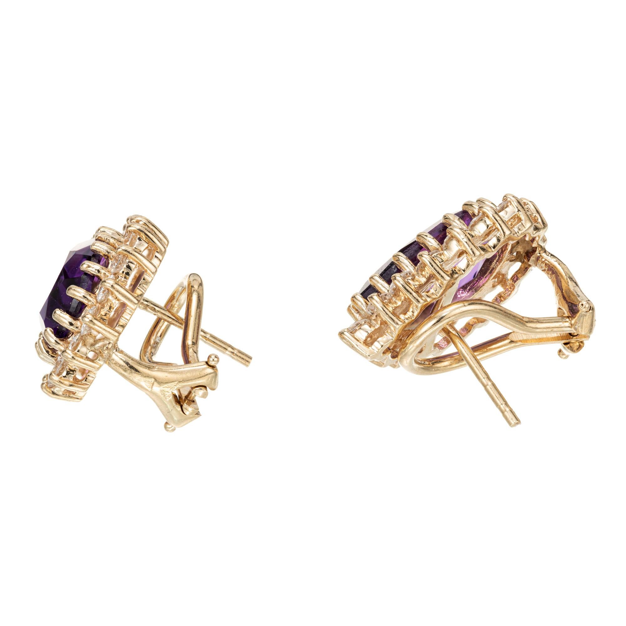 Boucles d'oreilles à clips en or avec améthyste en forme de poire et halo de diamants Pour femmes en vente