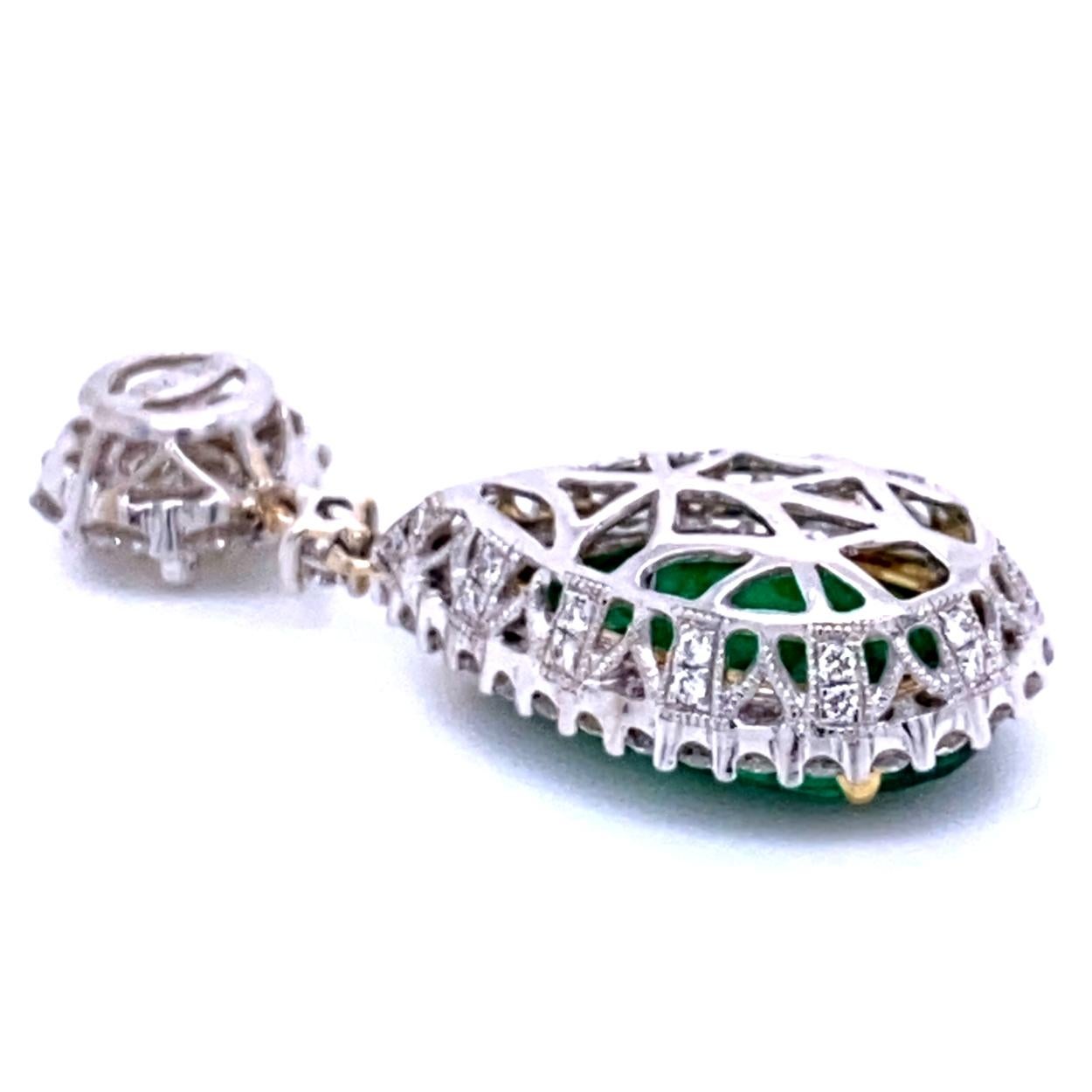 Women's 7.00 Carat Pear Shape Emerald Pendant in 18K Gold with 1.85 Carat Diamonds Halo For Sale