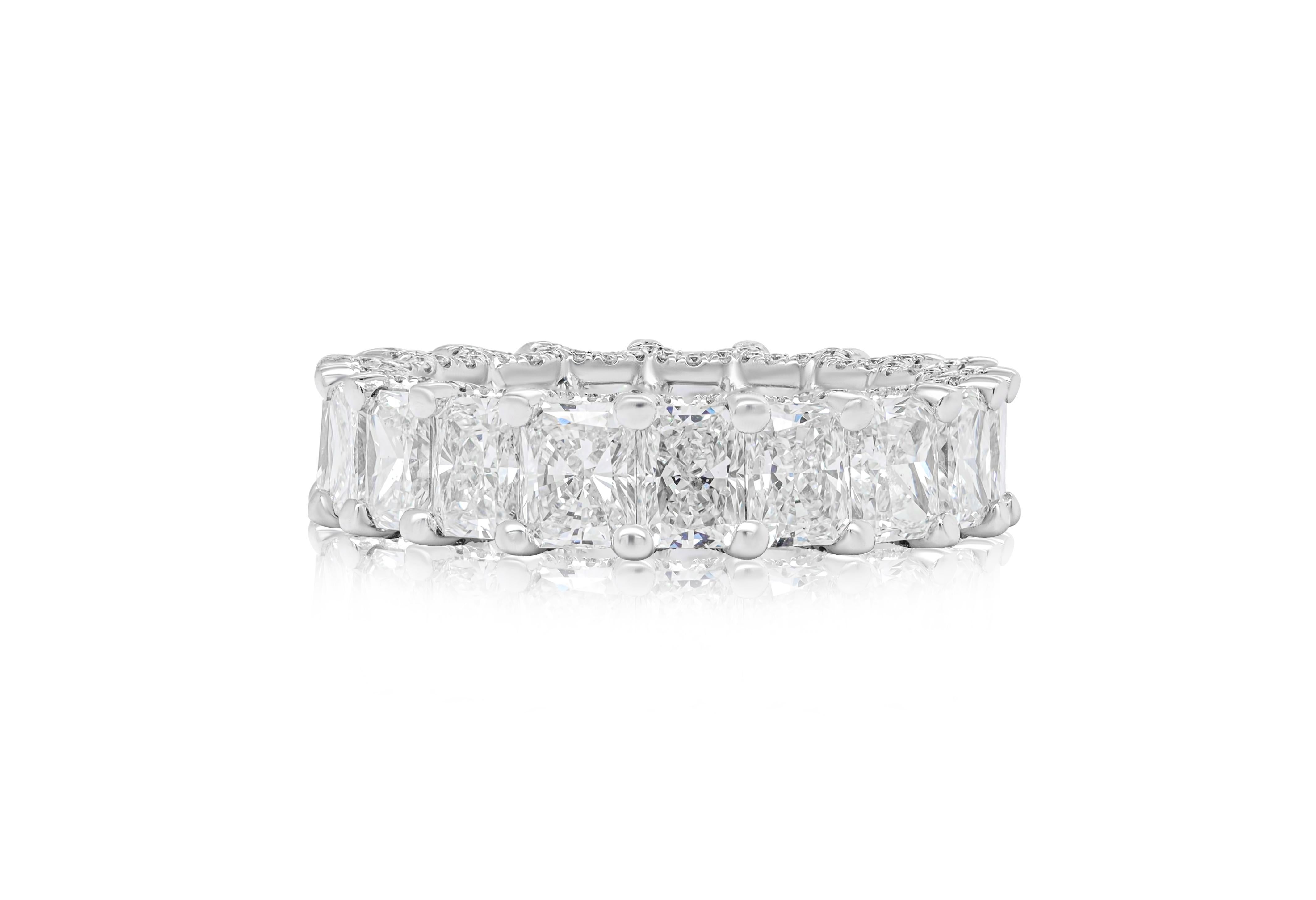 Diana M Platinum 7.00 Carat Radiant Cut Diamond Eternity Band, 19 Stones For Sale 1