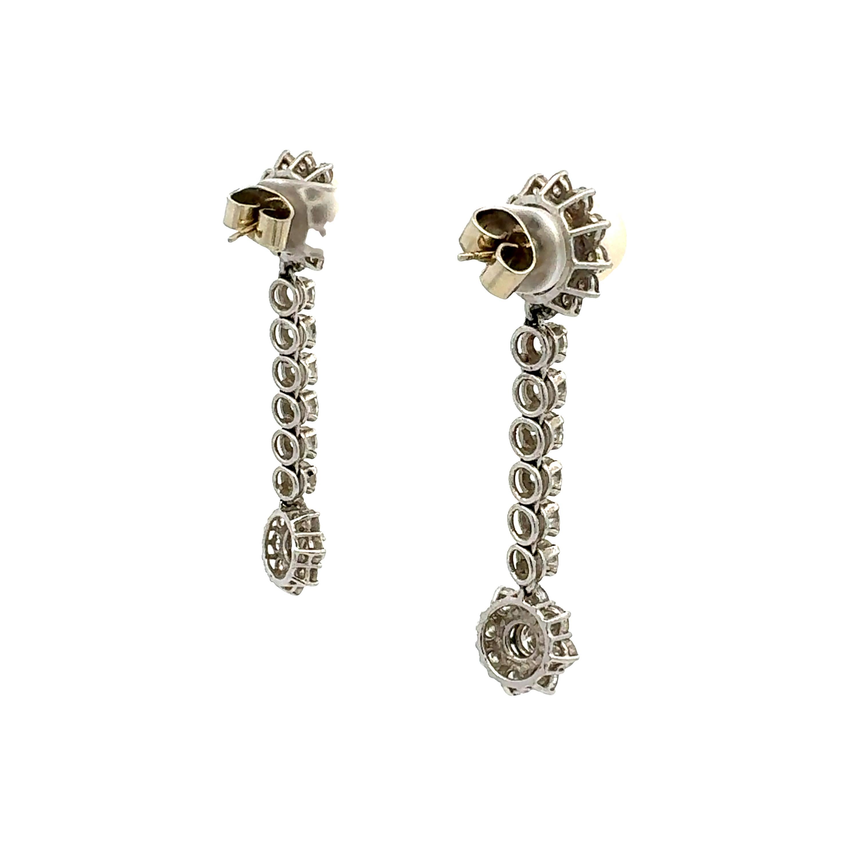 Titel:
7,00 Karat Runder Brillant G VS1 Diamant 14 Karat Weißgold baumelnder Ohrring
Stil:
Dangling
Metall:
14 Karat Weißgold
Edelstein 1:
7 Karat Diamant
Anzahl von Steinen:
54
Farbe:
G
Klarheit:
VS1
Die Form:
Rund Brillant
Dimension:
2,2