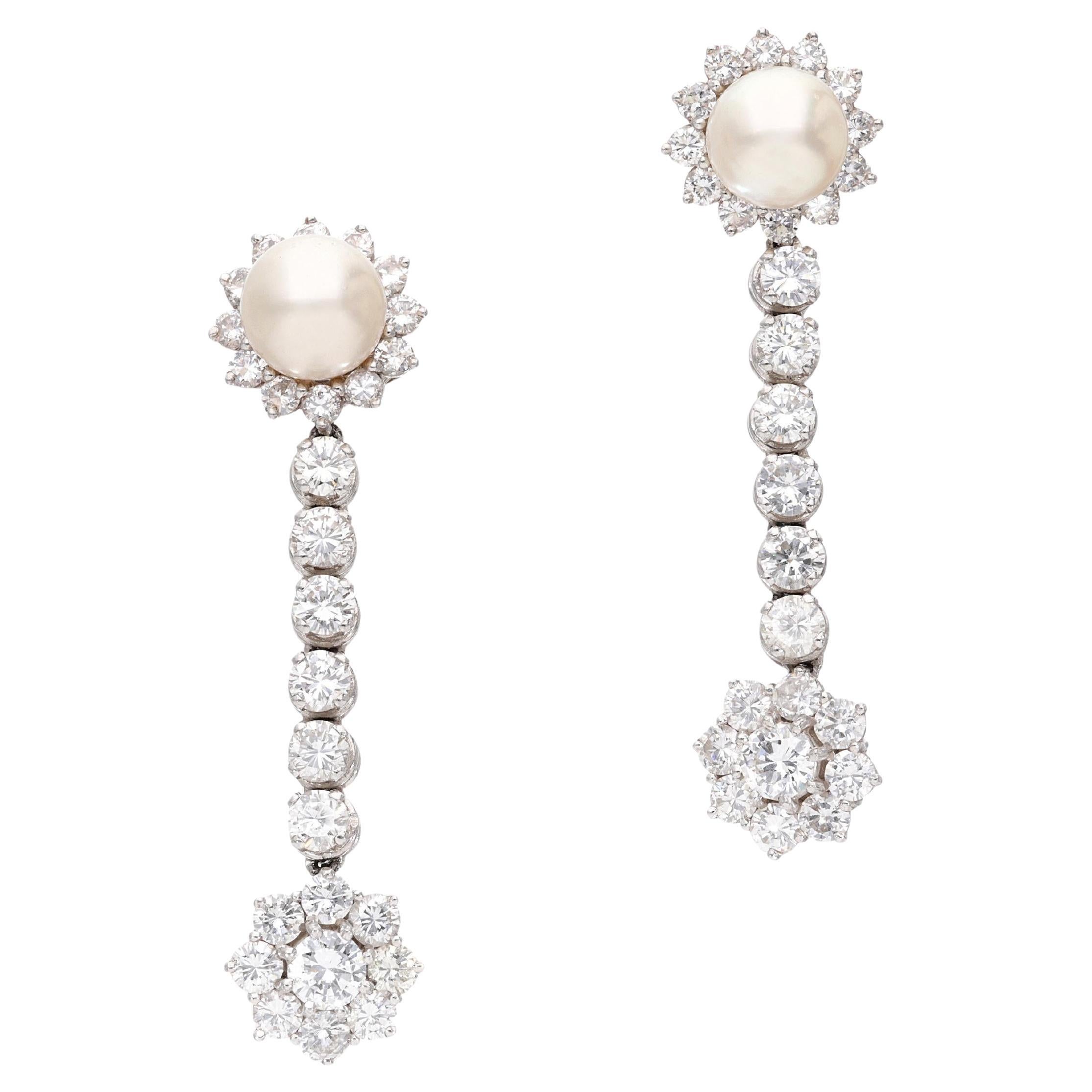 7.00 Carat Round Brilliant G VS1 Diamond 14 Karat White Gold Dangling Earring