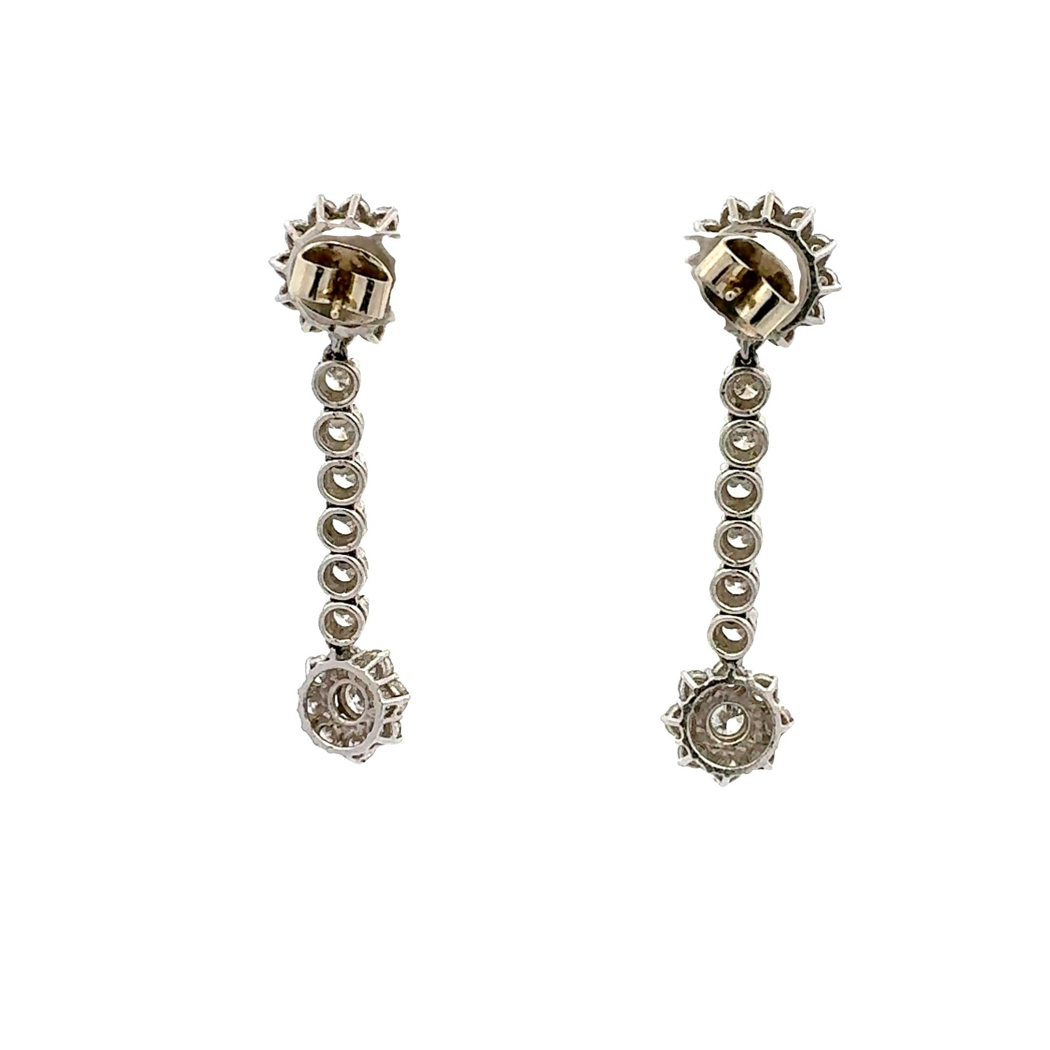 Boucles d'oreilles Whiting en or blanc 14 carats, diamant rond brillant G VS1 de 7,00 carats Bon état - En vente à New York, NY