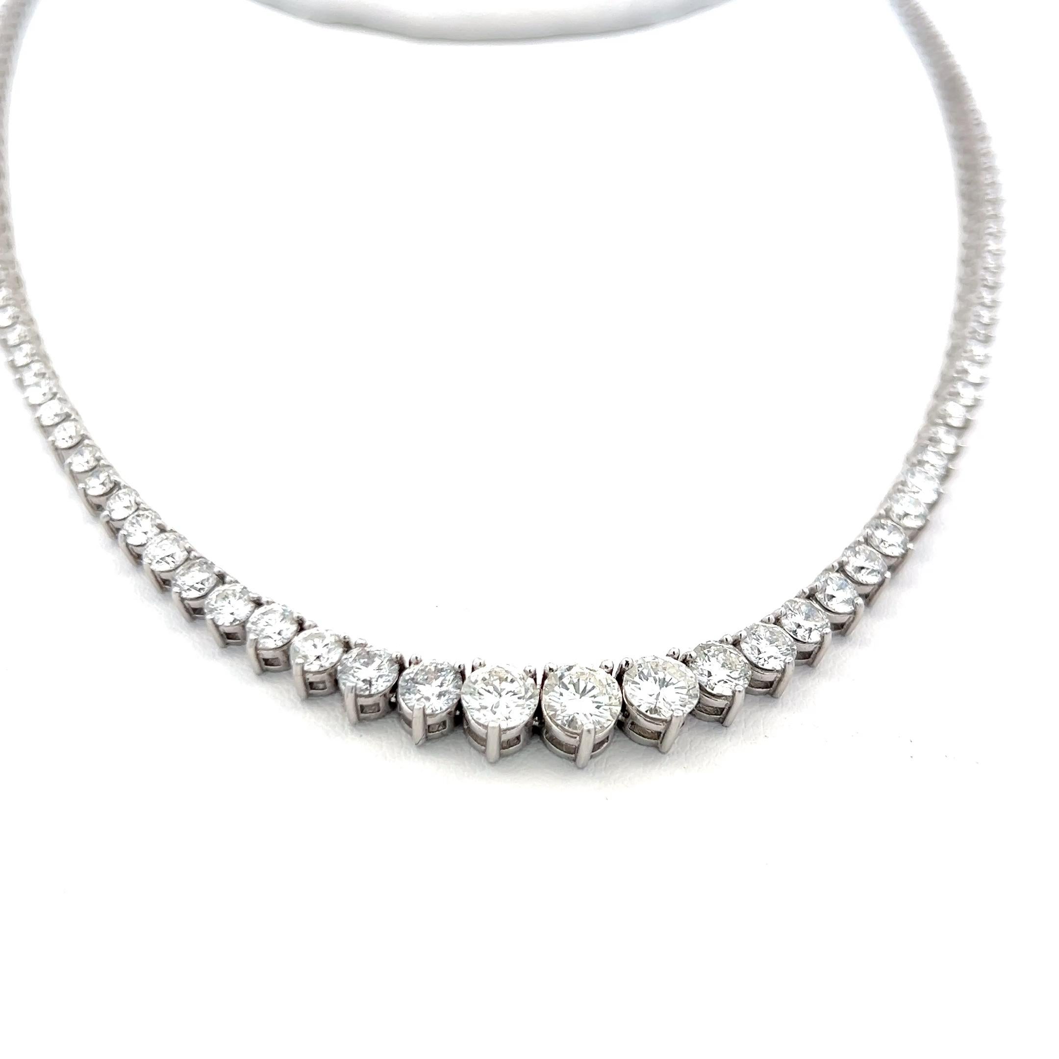 7.00 Carat Round Brilliant G VS1 Diamond 18 Karat White Gold Riviera Necklace In Good Condition In New York, NY