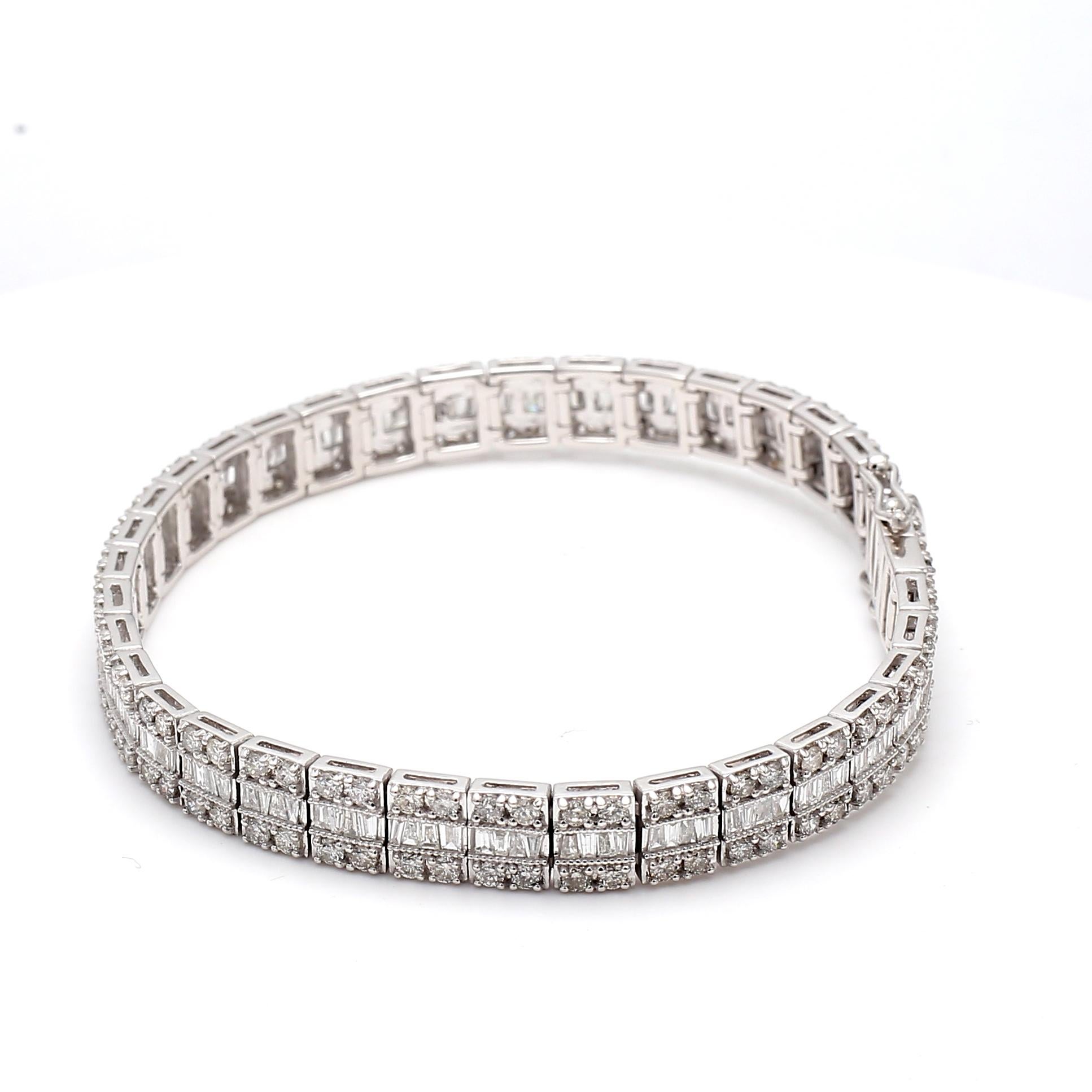 7,00 carati di diamante tondo brillante J VS2 in oro bianco 14 carati Bracciale da Tennis in vendita 2
