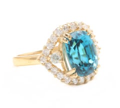 7.00 Carat Natural Blue Zircon and Diamond 14 Karat Solid Yellow Gold Ring