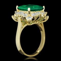 7.00 Carats Natural Emerald and Diamond 18K Solid Yellow Gold Ring