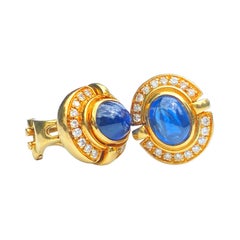 7.00 Carats Retro-Era Cabochon Cut Sapphire and Diamond 18k Gold Earrings