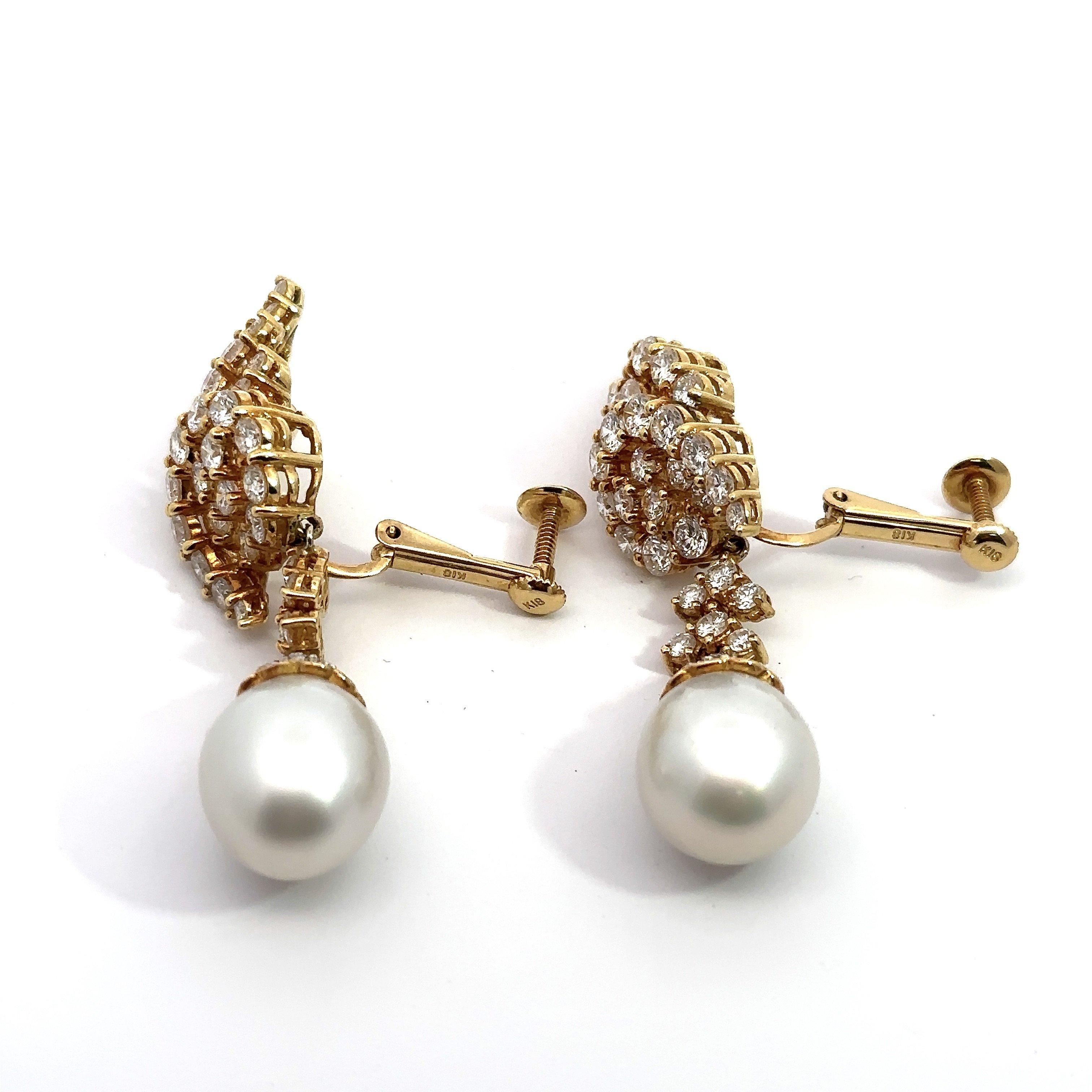 7.00 CT Diamond and South Sea Pearl 18K Gold Earrings In Good Condition In Los Angeles, CA