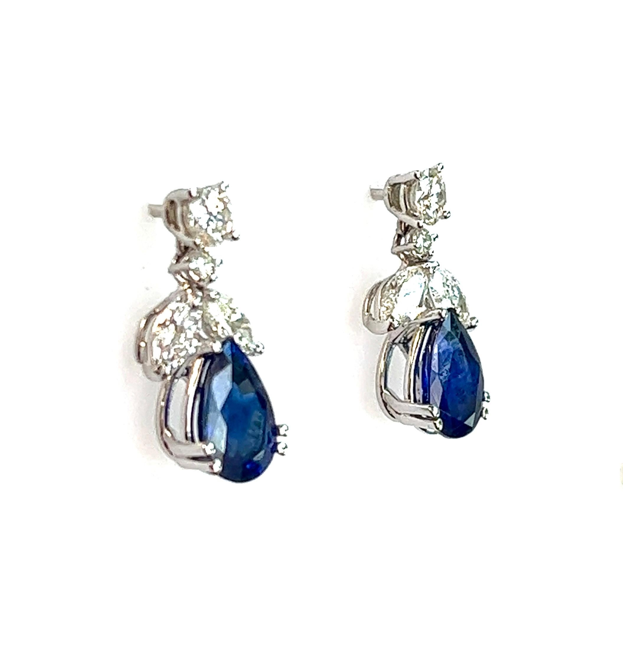 7.01 carat Pear Shape Sapphire and Diamond Earrings, 18kt  For Sale 3