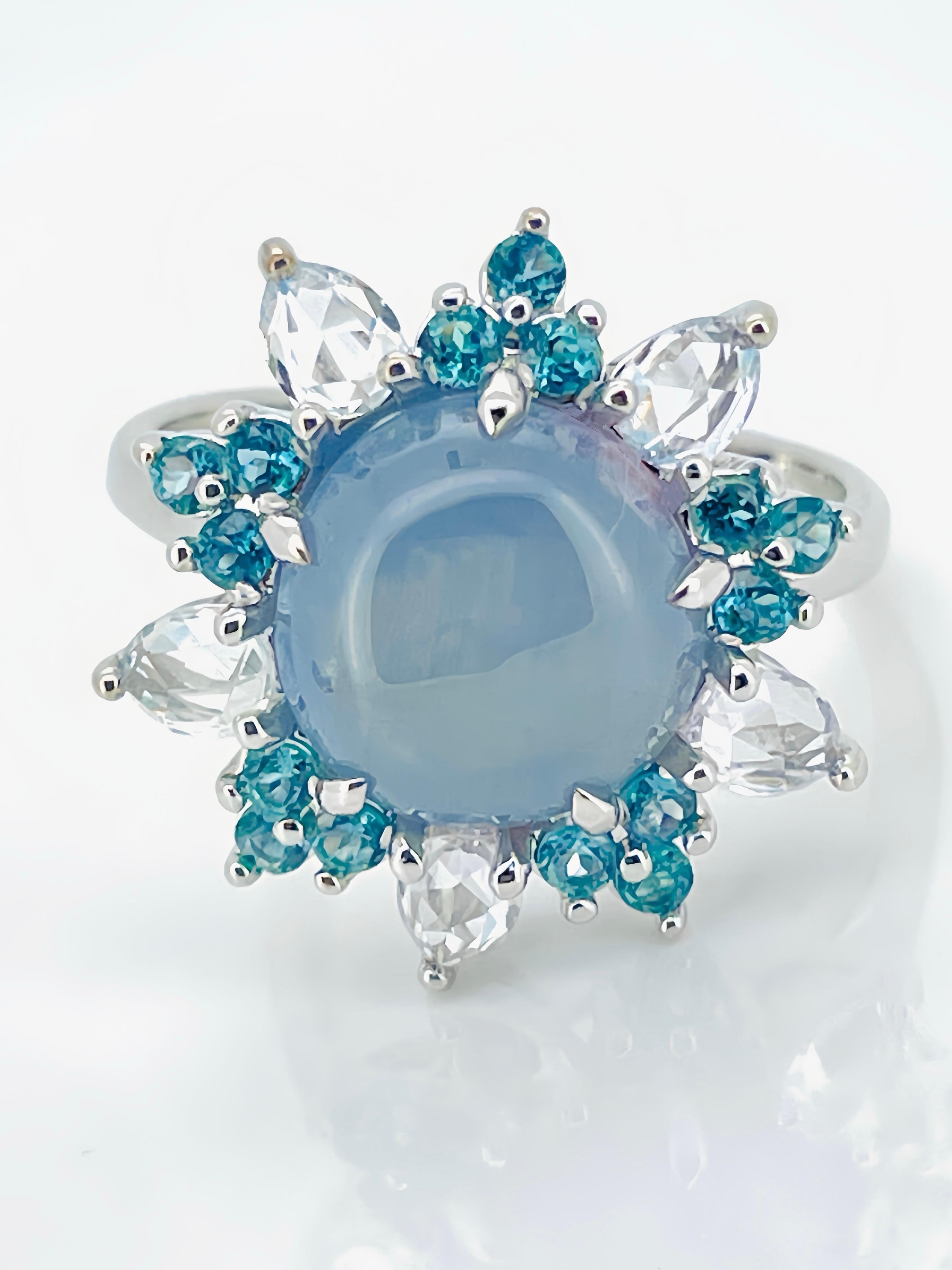 E029
7.01ct Saphir étoilé naturel Bague pierre précieuse 5.39grammes Or 14K 

Taille de l'anneau : 14# 
Poids：5.39 Grammes 
MATERIAL : Or 14K
Pierre principale : 
7.01ct saphir étoilé Burma Gray white color 
Ligne 6 étoiles 

Pierre latérale :