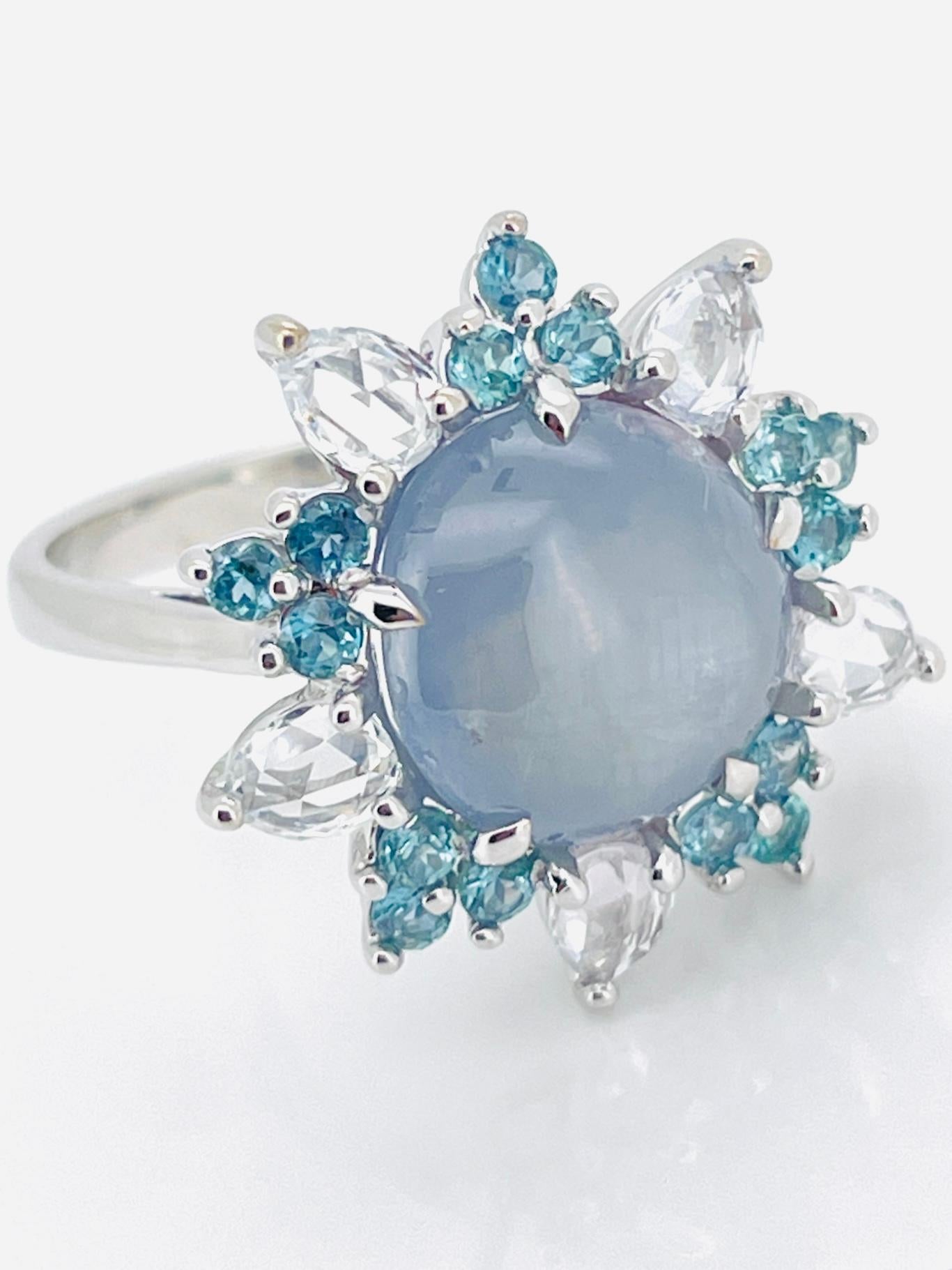 Taille brillant 7.01 Ct Bague saphir étoilé naturel avec  Alexandrite naturelle  Or 14K en vente
