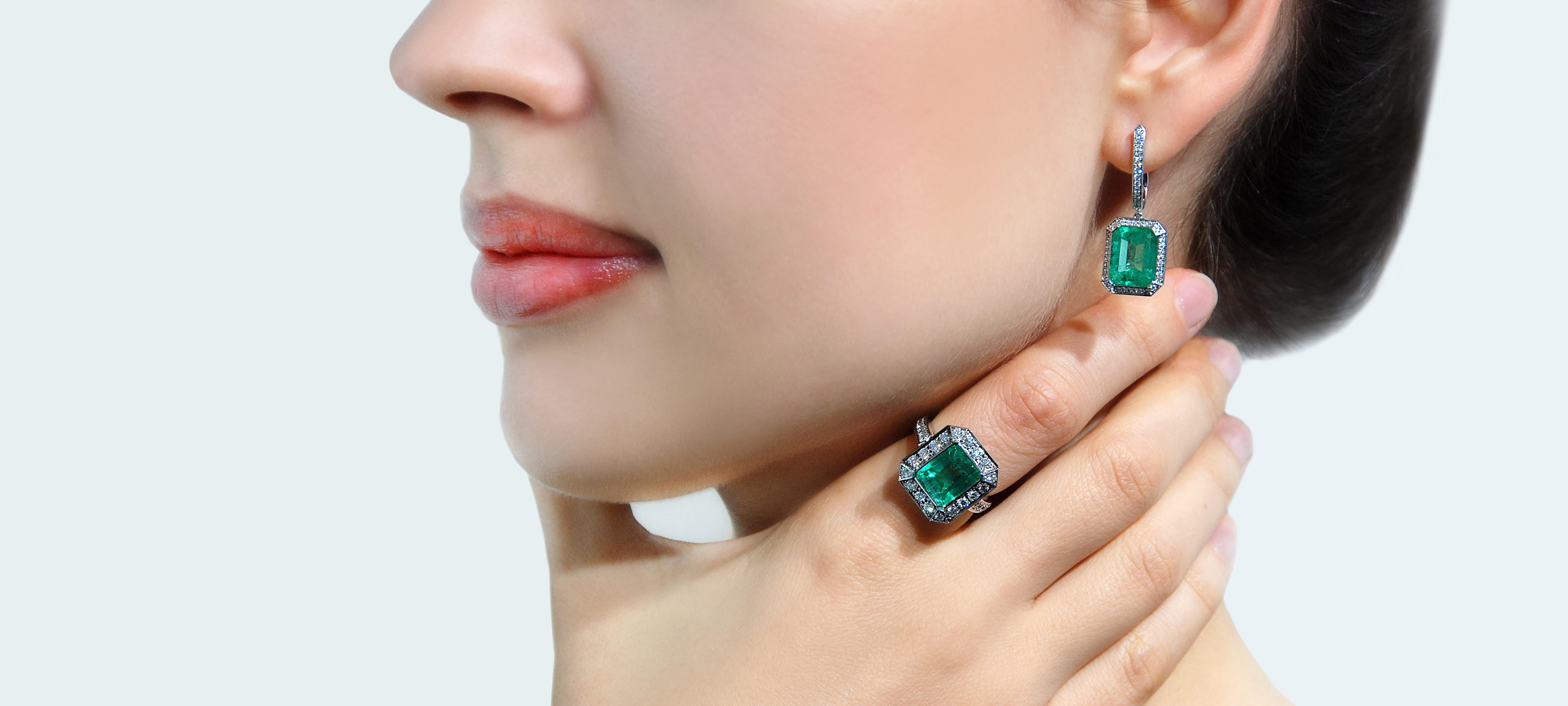 Women's 7.01 Ct no-oil Russian Emerald White Diamond 18 Karat White Gold Drop Earrings