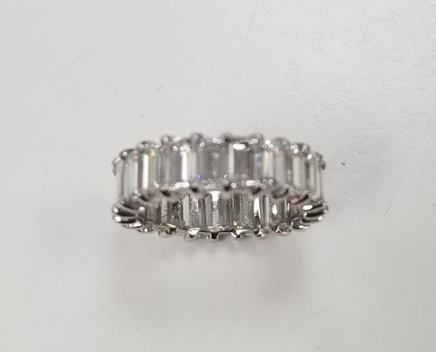 Bracelet éternel en platine avec diamant taille baguette de 7,02 carats Unisexe en vente