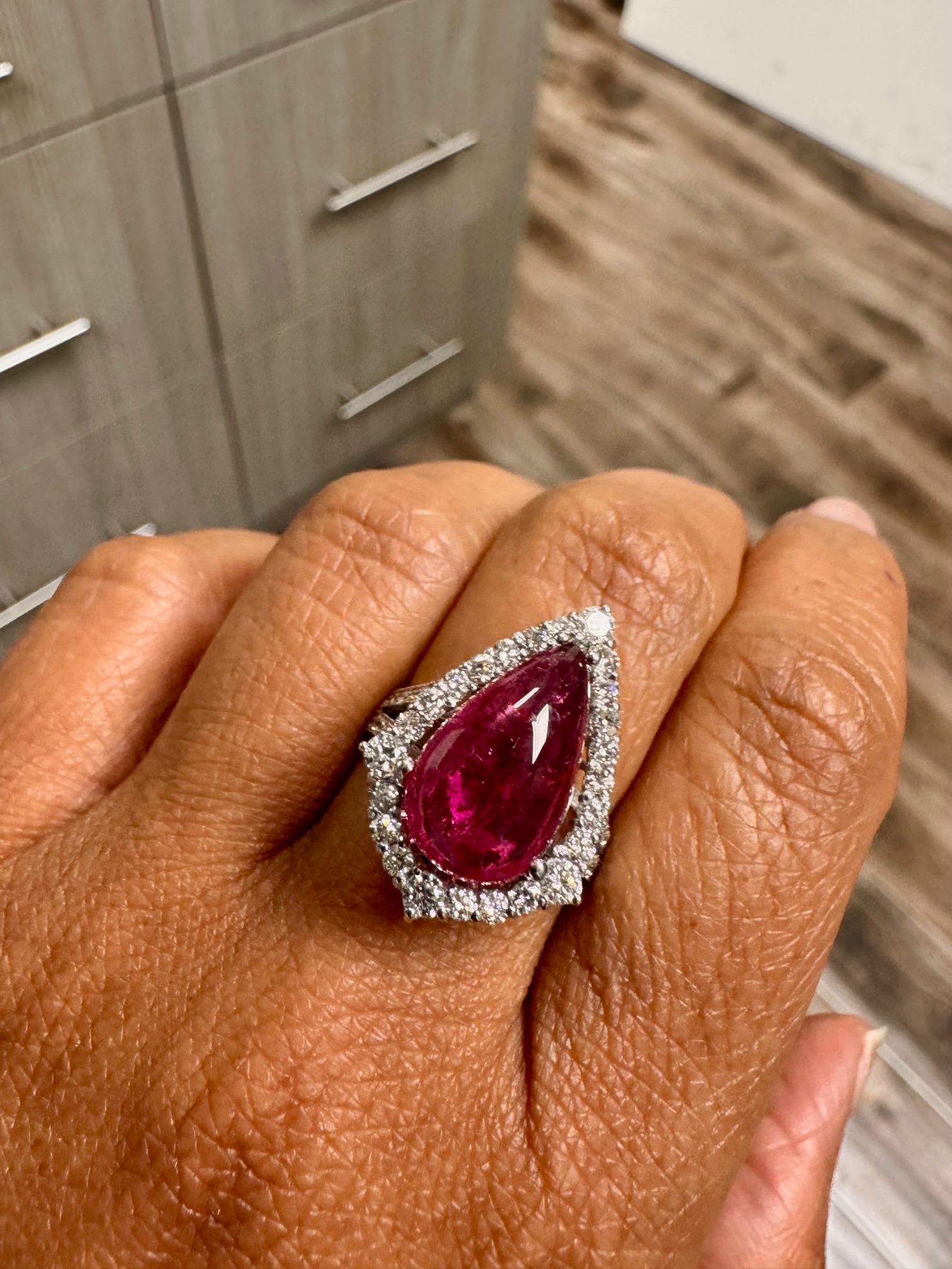 7,02 Karat Natürlicher Cabochon Turmalin Diamant Weißgold Cocktail Ring im Angebot 2