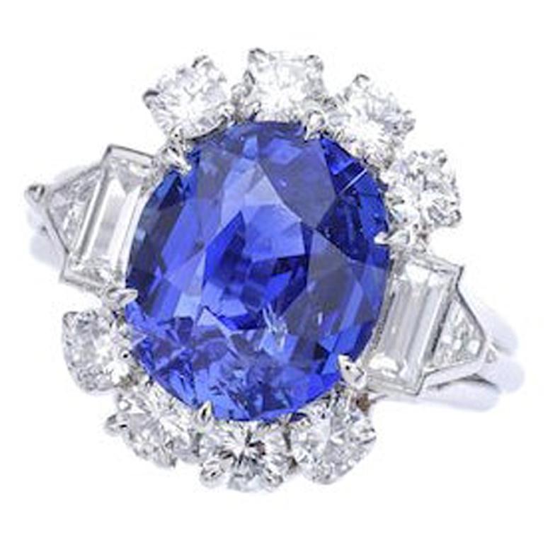 A 7.02 carat Natural Sapphire Ceylan non heated mounted on a Diamond and Platinum Ring.
French marks.
Circa 1940. 
Swiss Laboratory Certificate for the Sapphire.