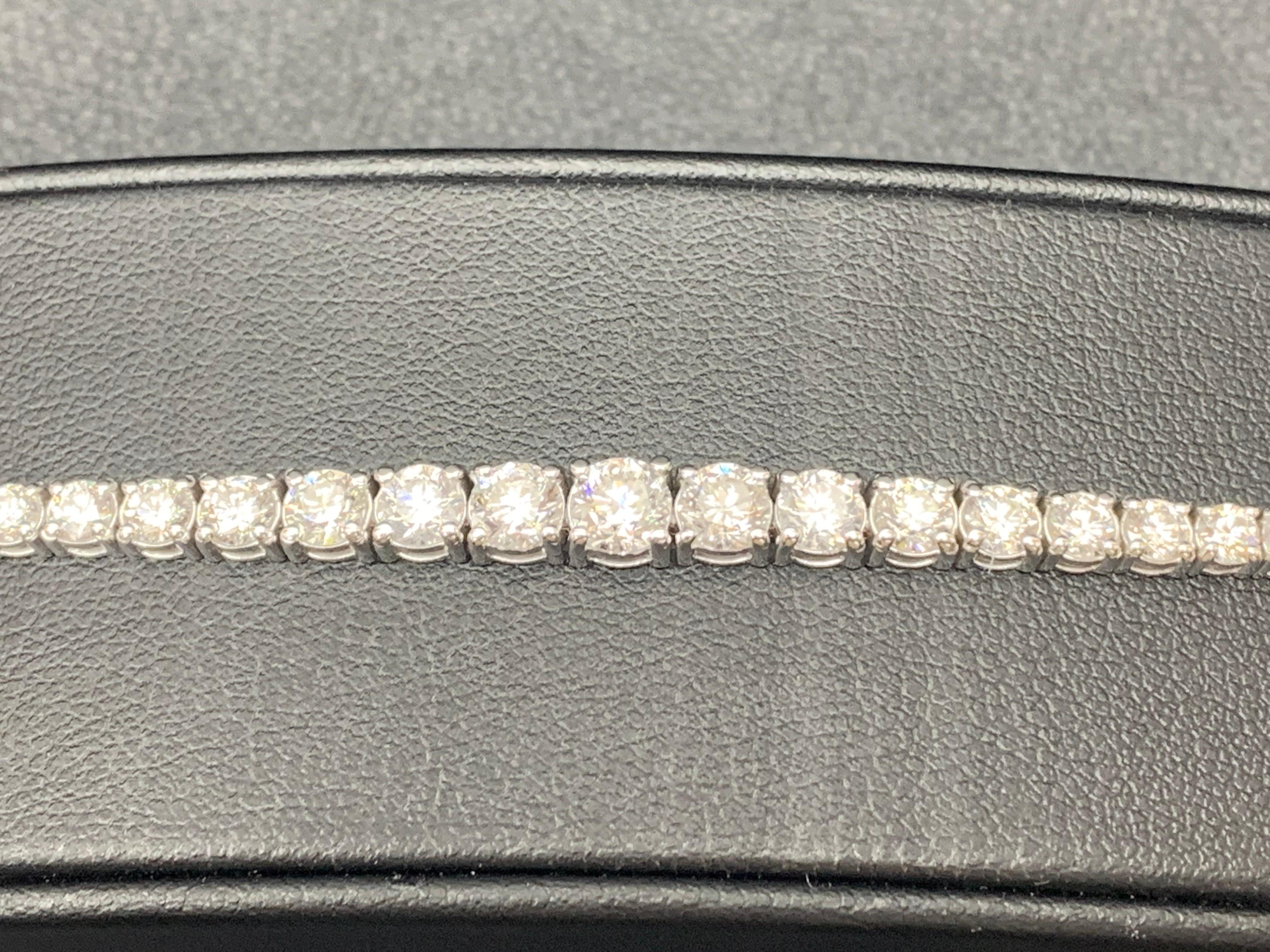 7.02 Carat Round Cut Diamond Tennis Bracelet in 14K White Gold For Sale 2